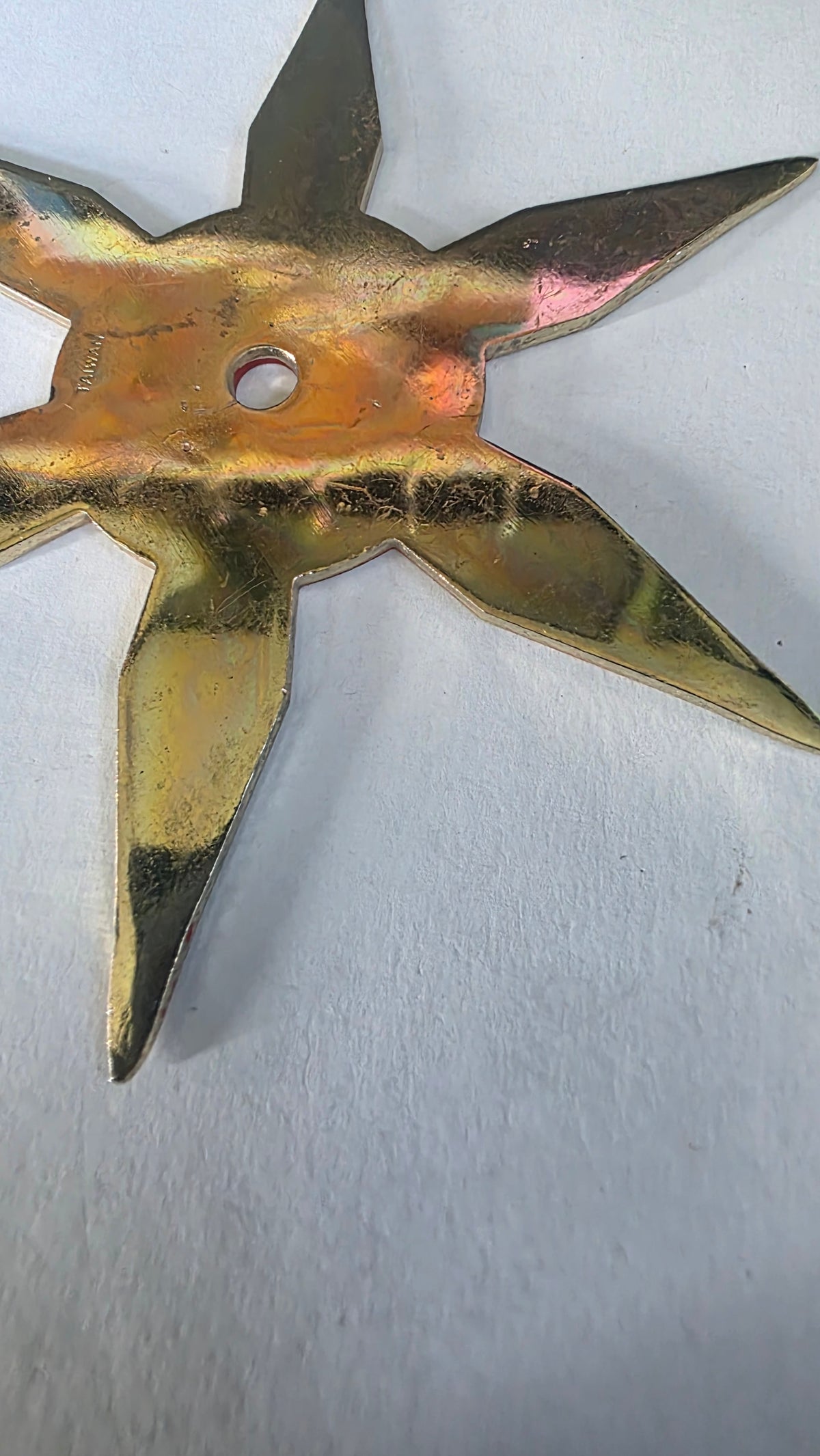 6 POINT GOLD MISSLE POINT W/ DRAGON DESIGN 4 1/2 INCH TAIWAN Ref 6003