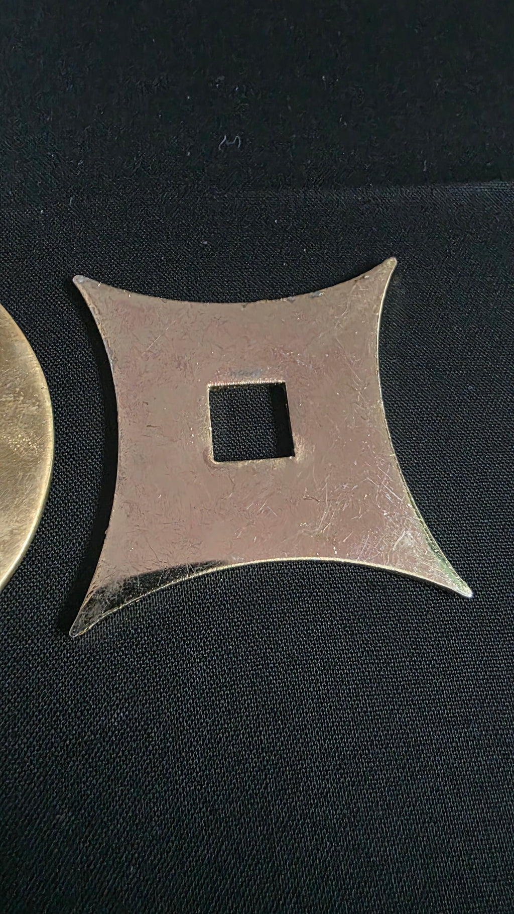 VINTAGE 4 POINT SHURIKEN NINJA BELT BUCKLE TAIWAN Ref 4028