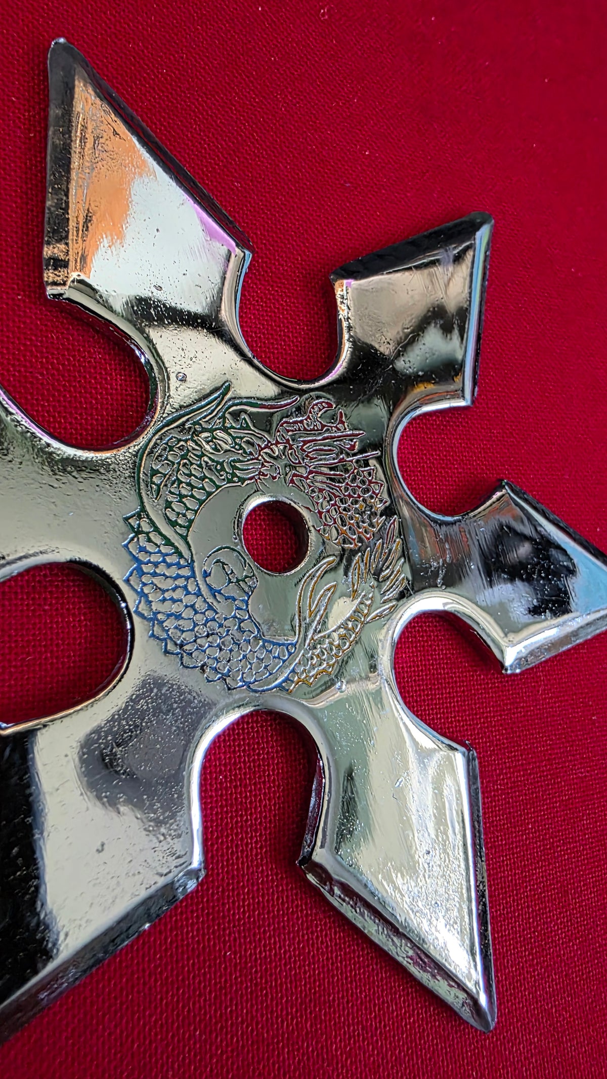 6 POINT SILVER W/ RAINBOW DRAGON DESIGN 3.5 INCH TAIWAN Ref 6014