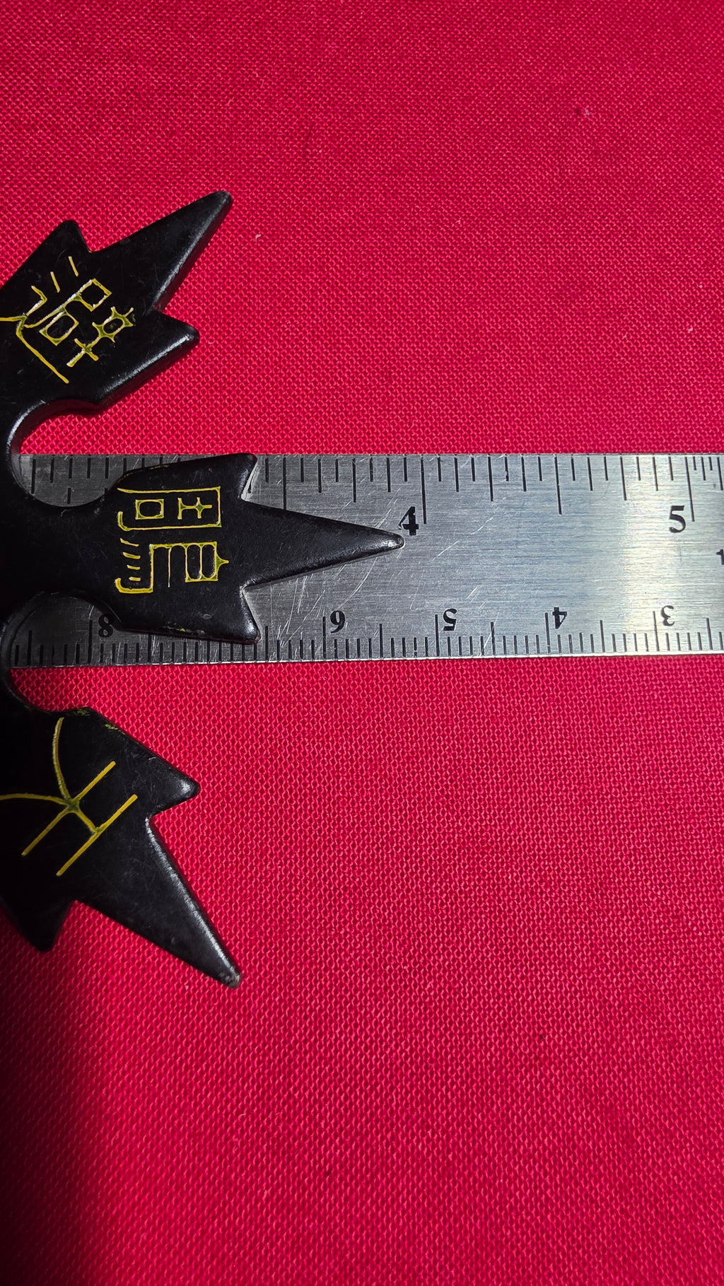 8 POINT BLACK W/ YELLOW DRAGON DESIGN 4 INCH TAIWAN Ref 8050