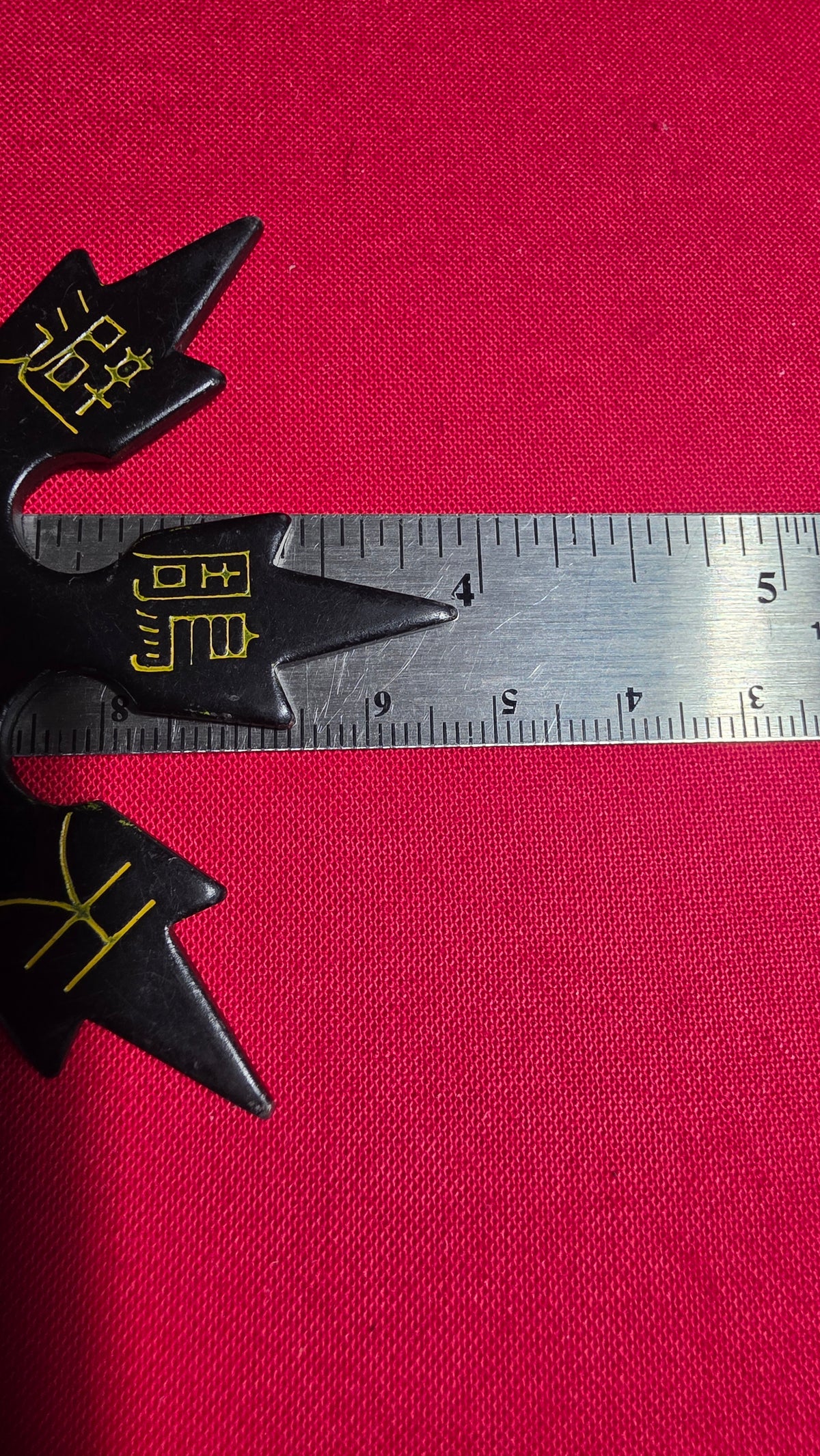 8 POINT BLACK W/ YELLOW DRAGON DESIGN 4 INCH TAIWAN Ref 8050
