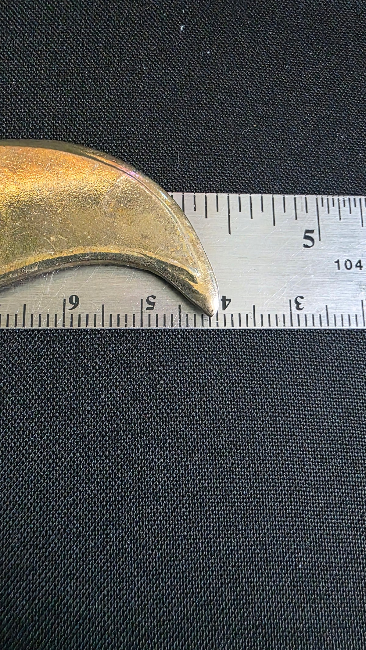 4 POINT GOLD W/ RED DRAGON DESIGN TAIWAN 4.5 INCH TAIWAN Ref 4027