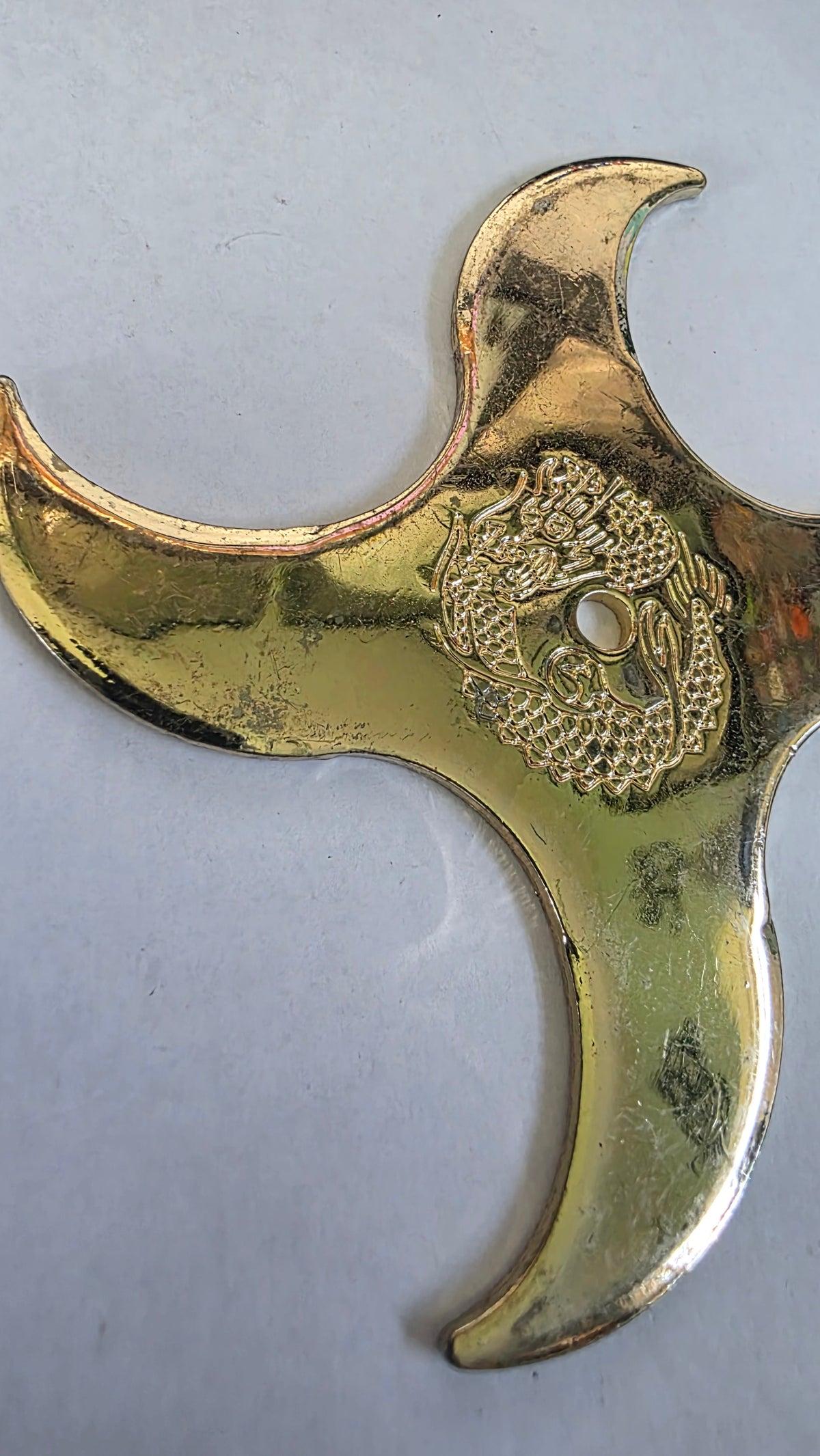 4 POINT GOLD W/ DRAGON DESIGN 4 1/2 INCH TAIWAN Ref 4016