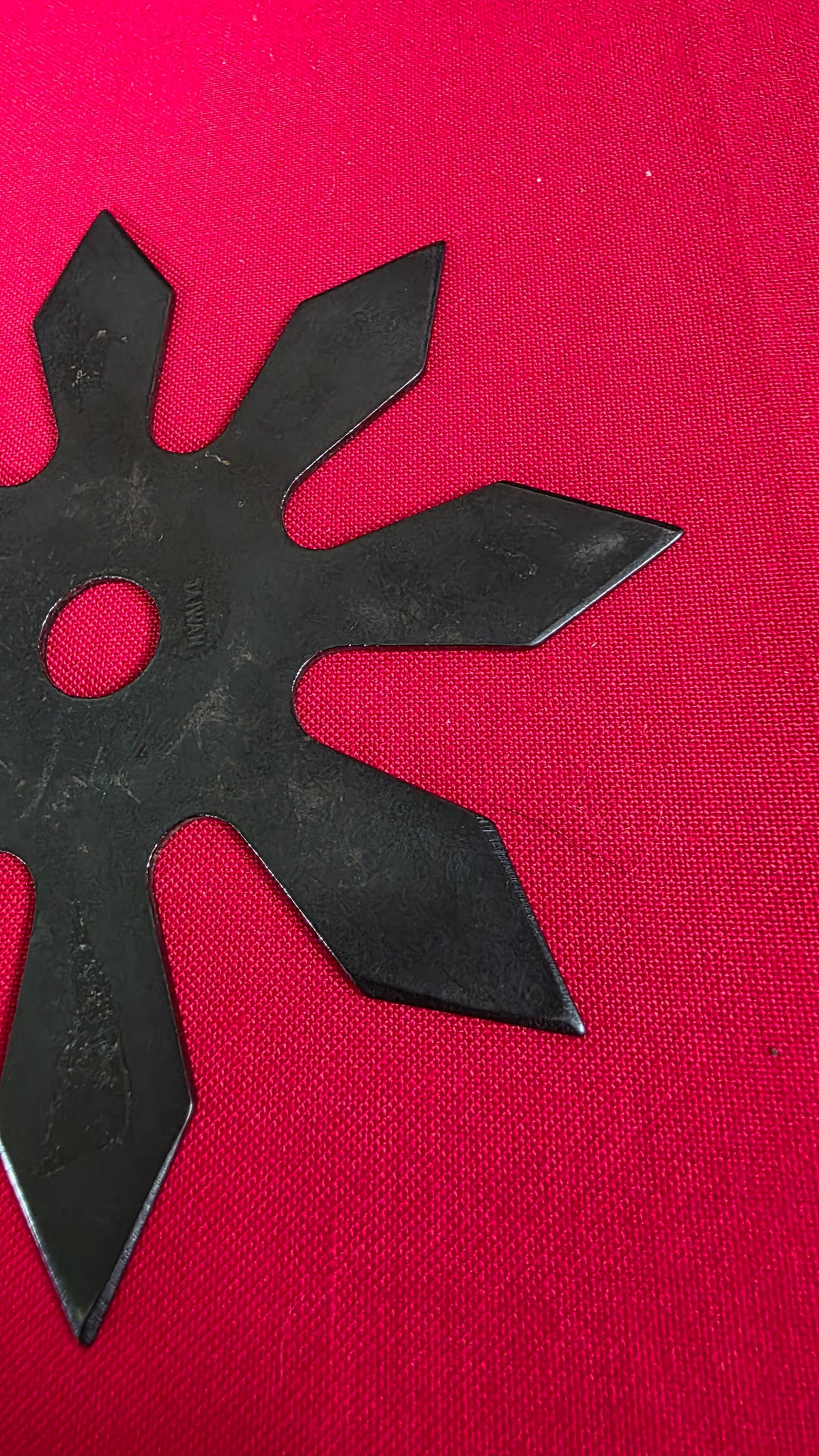8 POINT BLACK W/ GREEN LETTERING TAIWAN 4.5 INCH Ref 8048