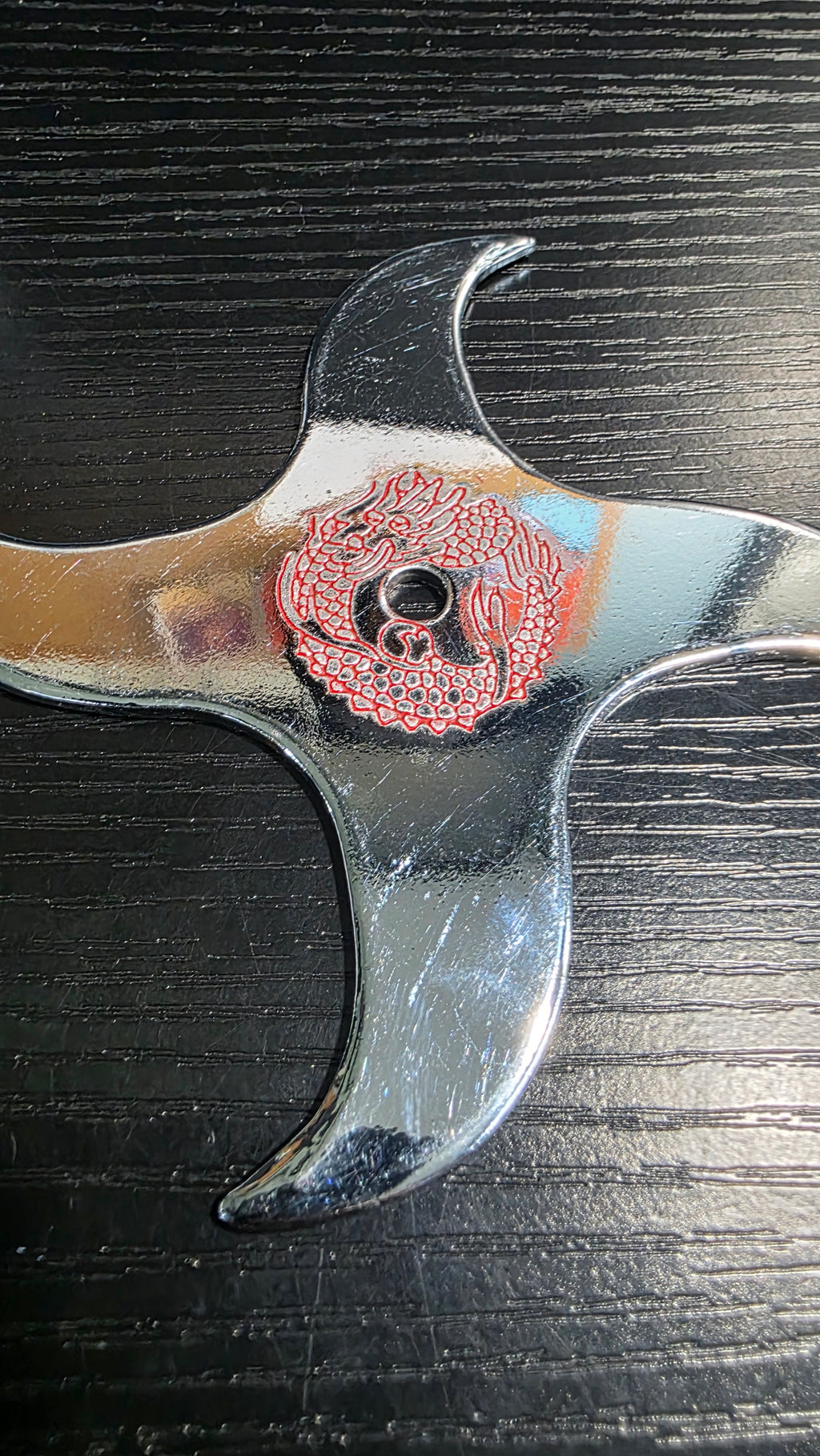 4 POINT W/ RED DRAGON DESIGN TAIWAN Ref 4002