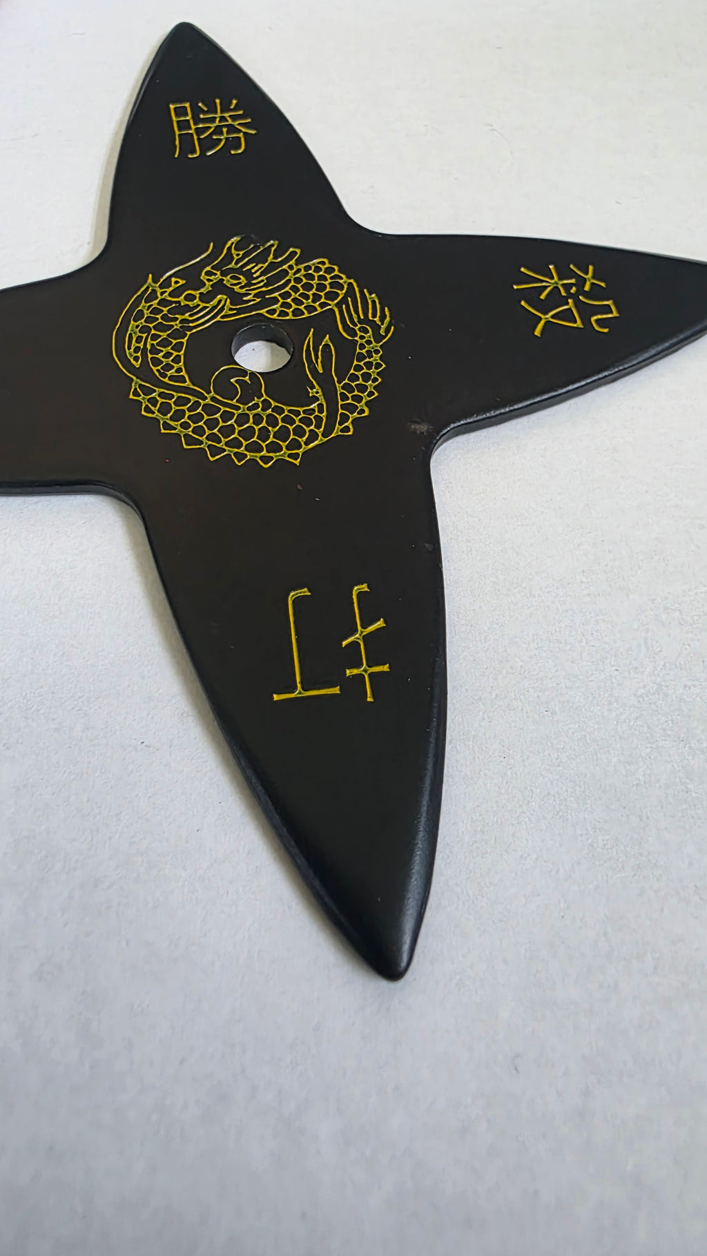 4 POINT BLACK W/ YELLOW DRAGON TAIWAN Ref 4010