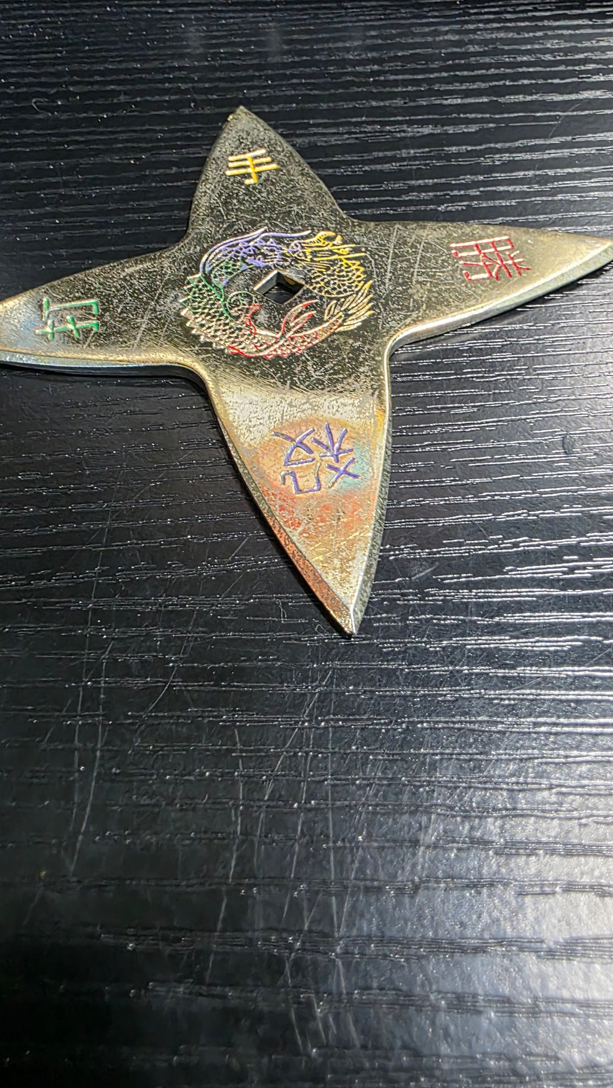 4 POINT GOLD W/ RAINBOW DRAGON SHURIKEN Ref 4001