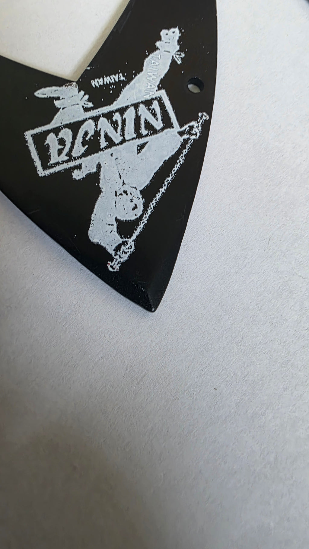 3 POINT BLACK W/ WHITE NINJA DESIGN Ref 3004