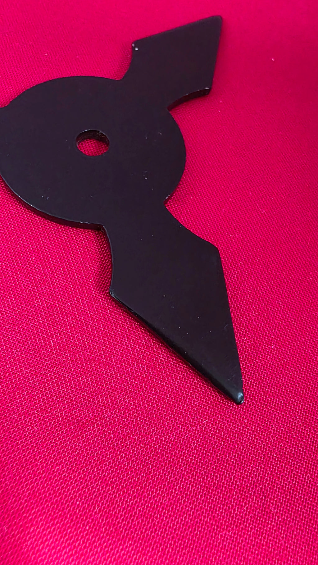 3 POINT BLACK W/ YELLOW DRAGON DESIGN 3.5 INCH Ref 3007