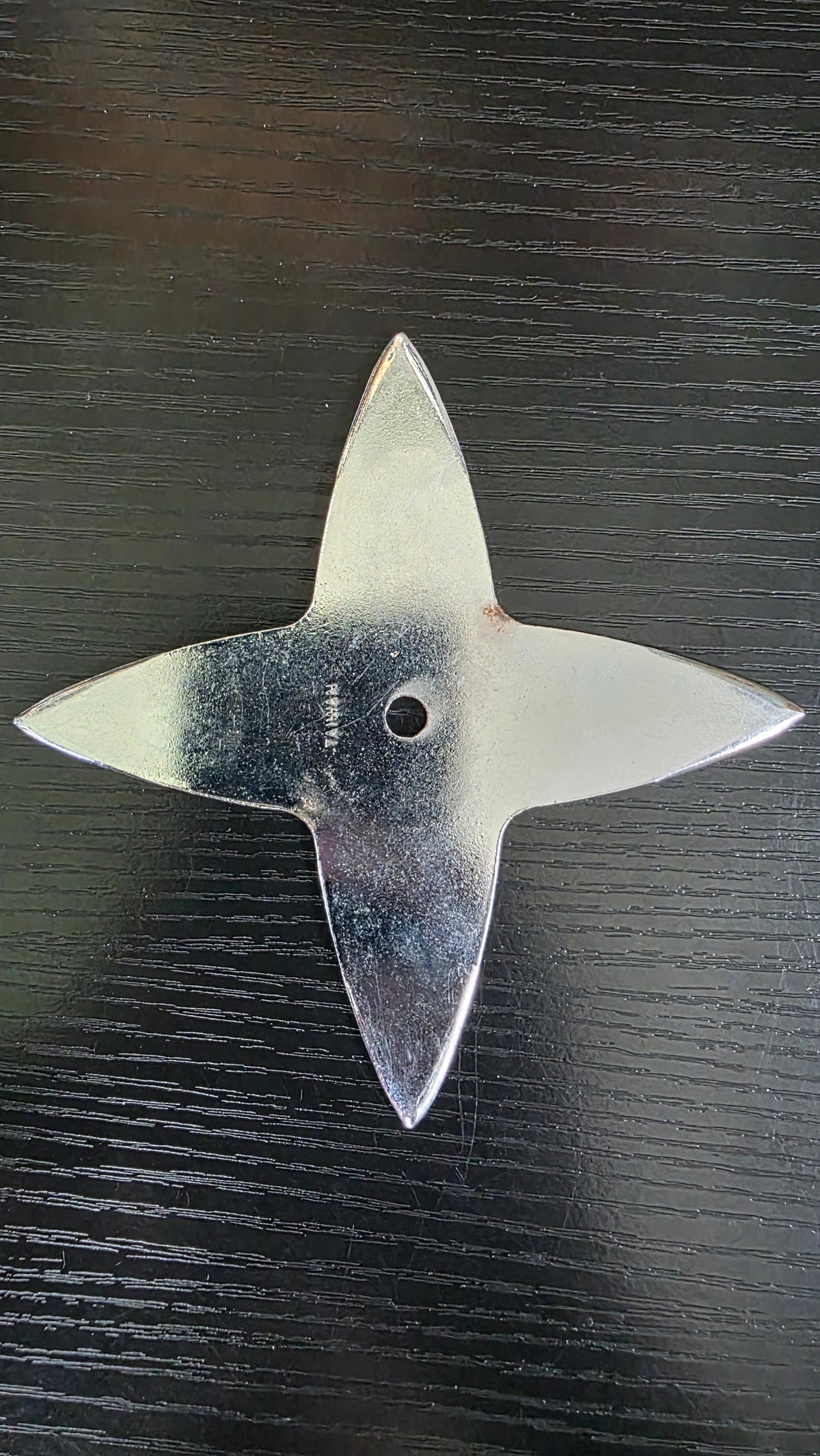 4 POINT SILVER W/RED DRAGON DESIGN TAIWAN Ref 4008