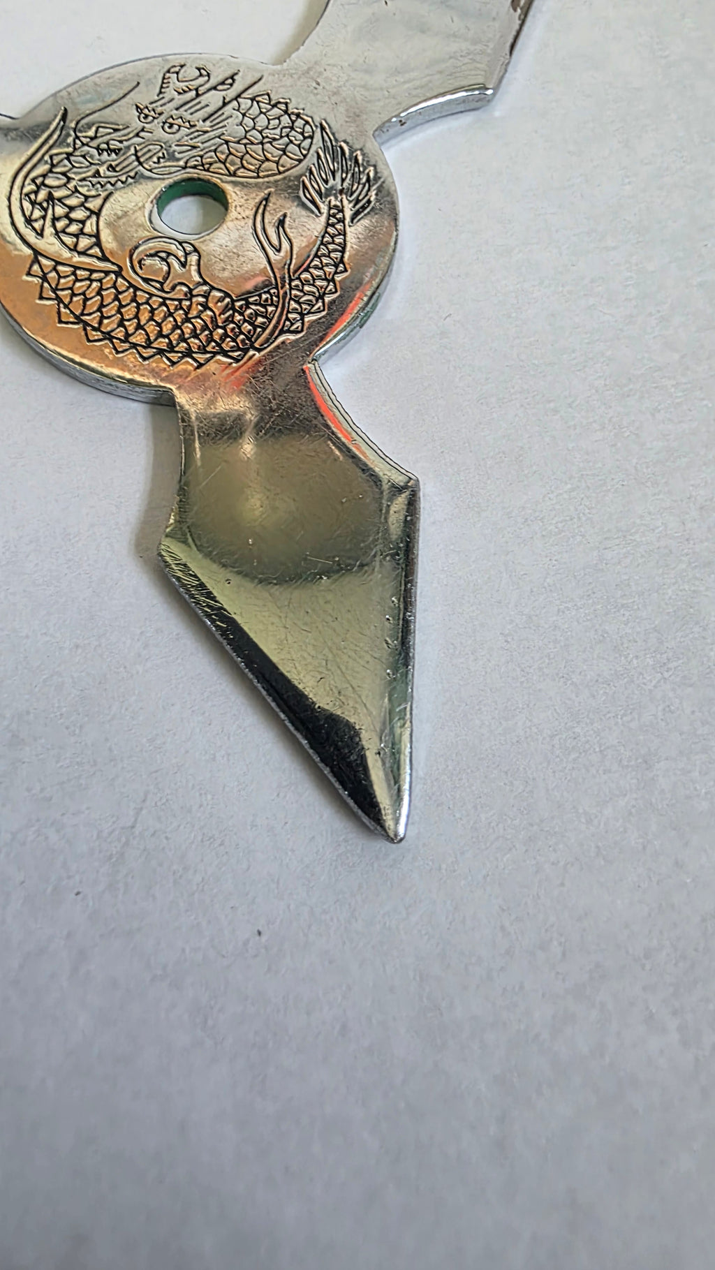 3 POINT SILVER W/ RED DRAGON DESIGN PAT JAPAN Ref 3003