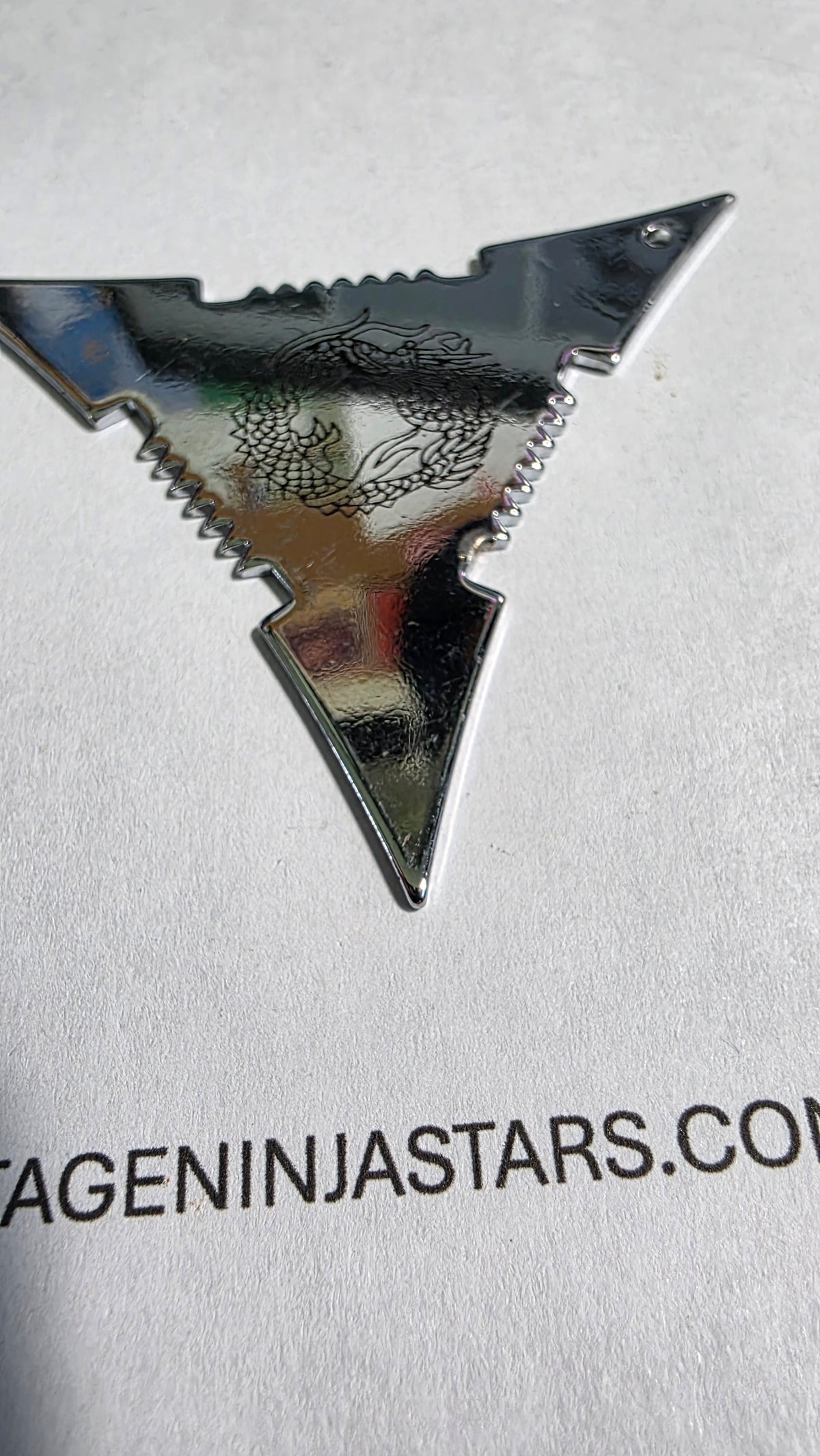 3 POINT SILVER TRIANGLE WITH DRAGON DESIGN Ref 3005