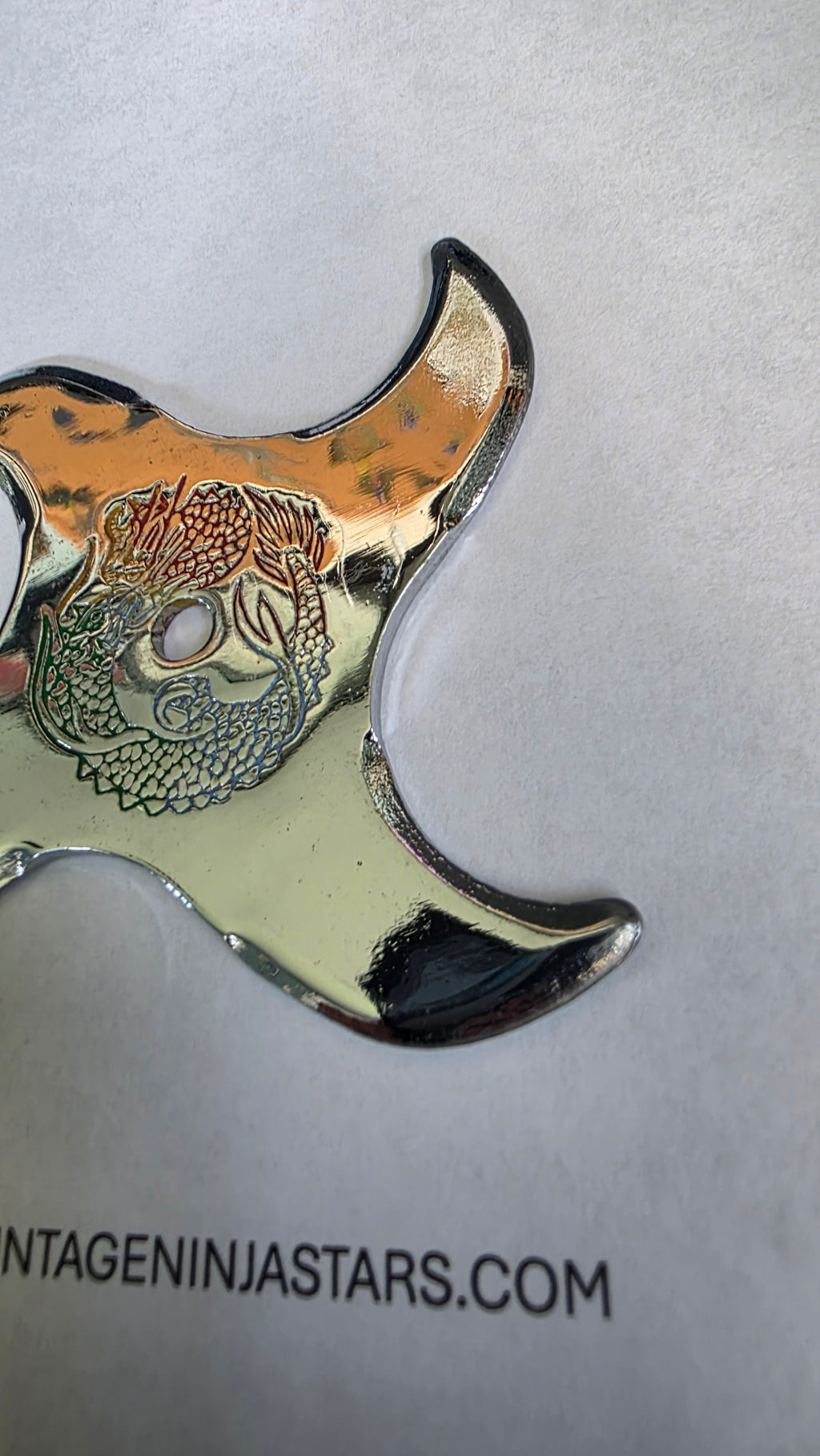 4 POINT SILVER W/ RAINBOW DRAGON 3 1/2 INCH TAIWAN Ref 4020