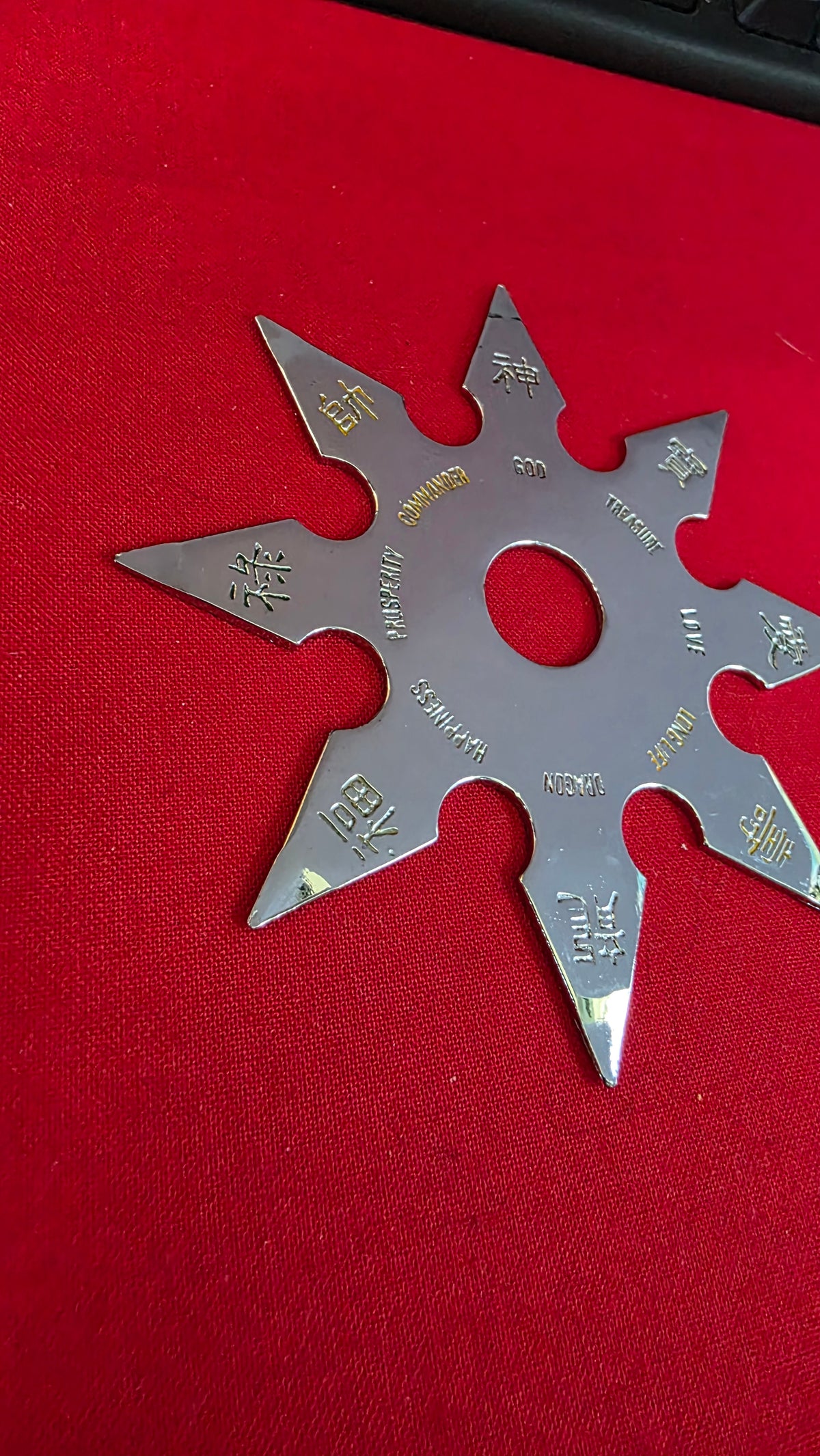8 POINT SILVER W/ RAINBOW DESIGNS 4 INCH TAIWAN Ref 8058