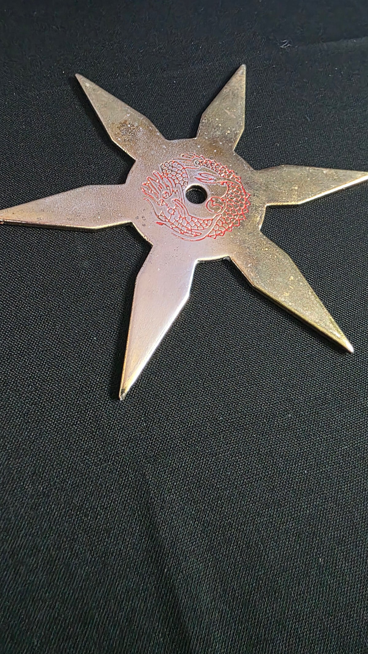 6 POINT GOLD W/ RED DRAGON DESIGN TAIWAN 4.5 INCH Ref 6010