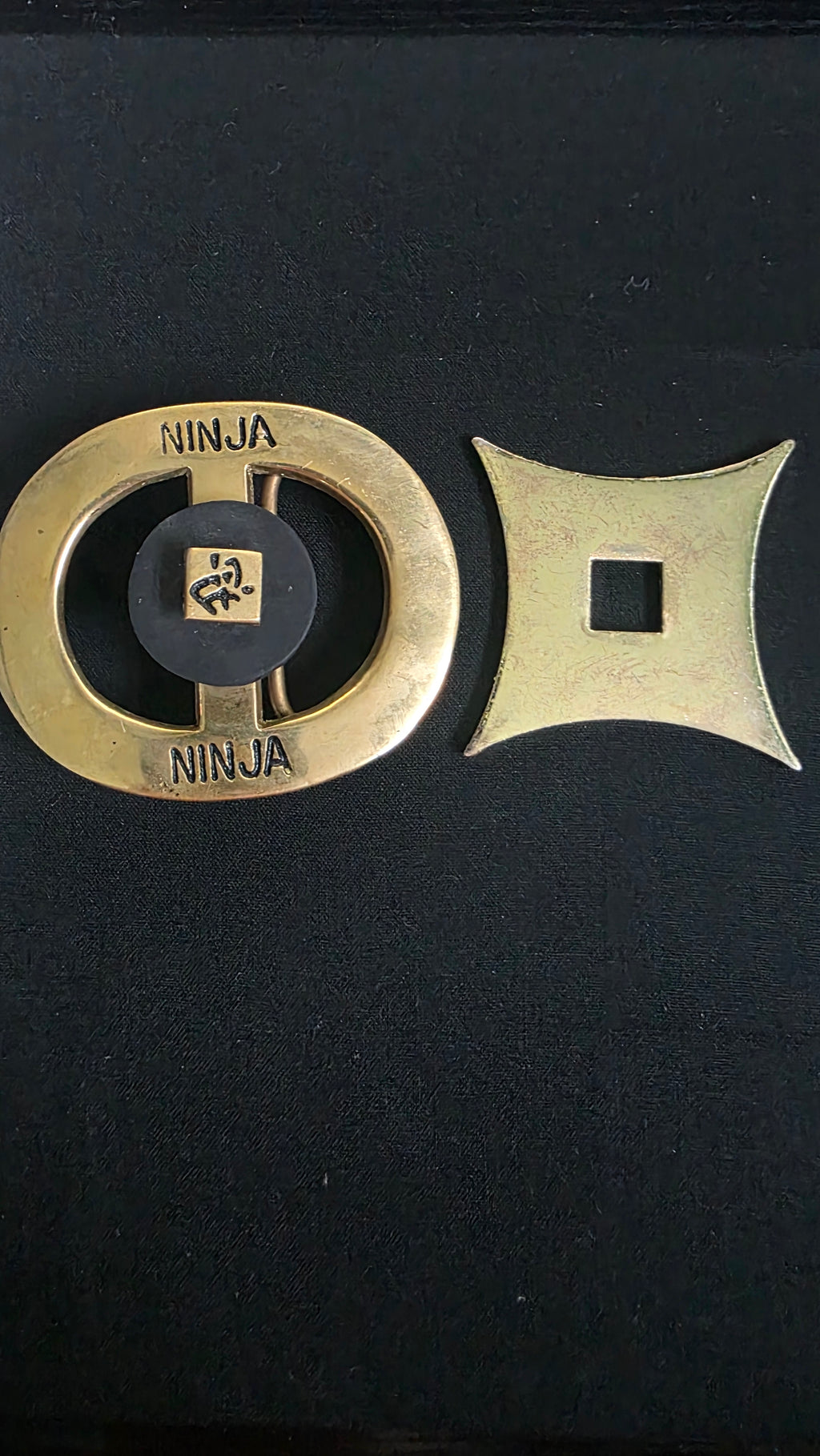 VINTAGE 4 POINT SHURIKEN NINJA BELT BUCKLE TAIWAN Ref 4028