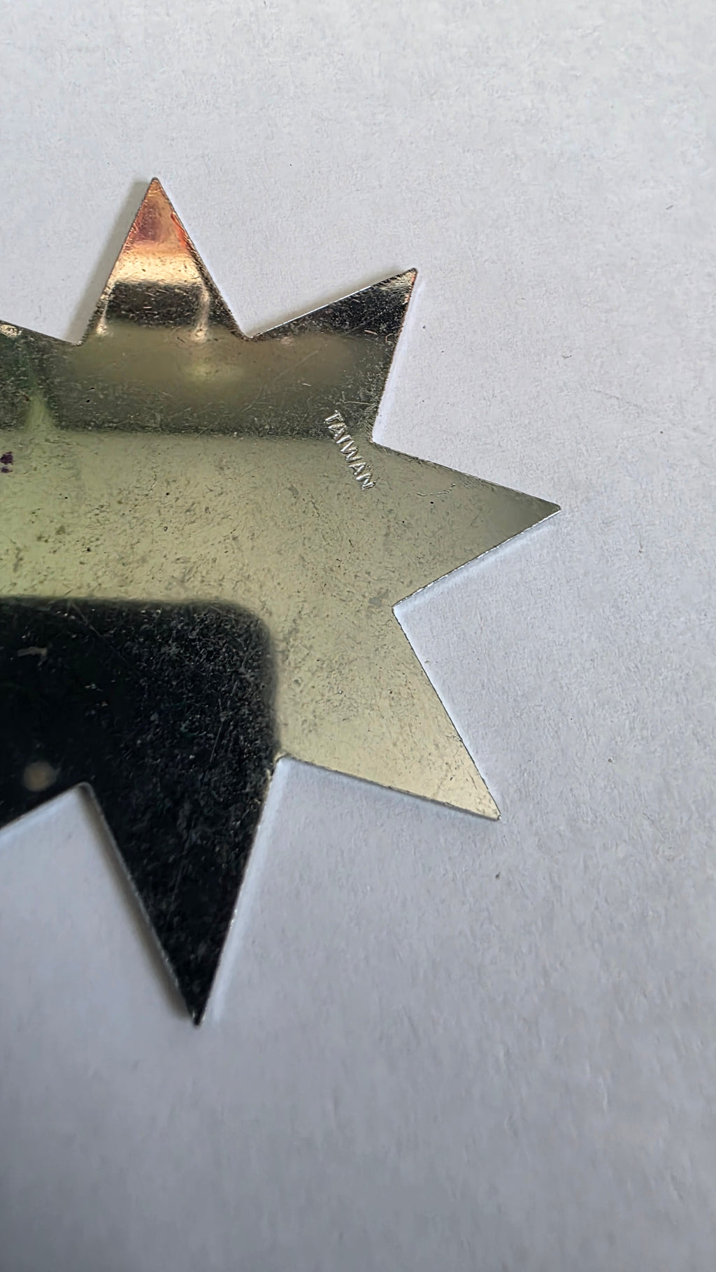 8 POINT SILVER W/ RED BRUCE LEE DESIGN Ref 8009