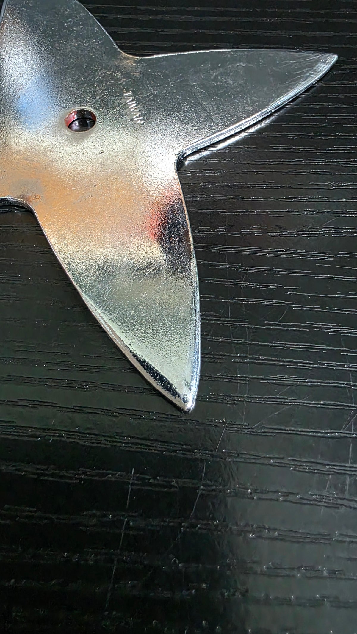 4 POINT SILVER W/RED DRAGON DESIGN TAIWAN Ref 4008