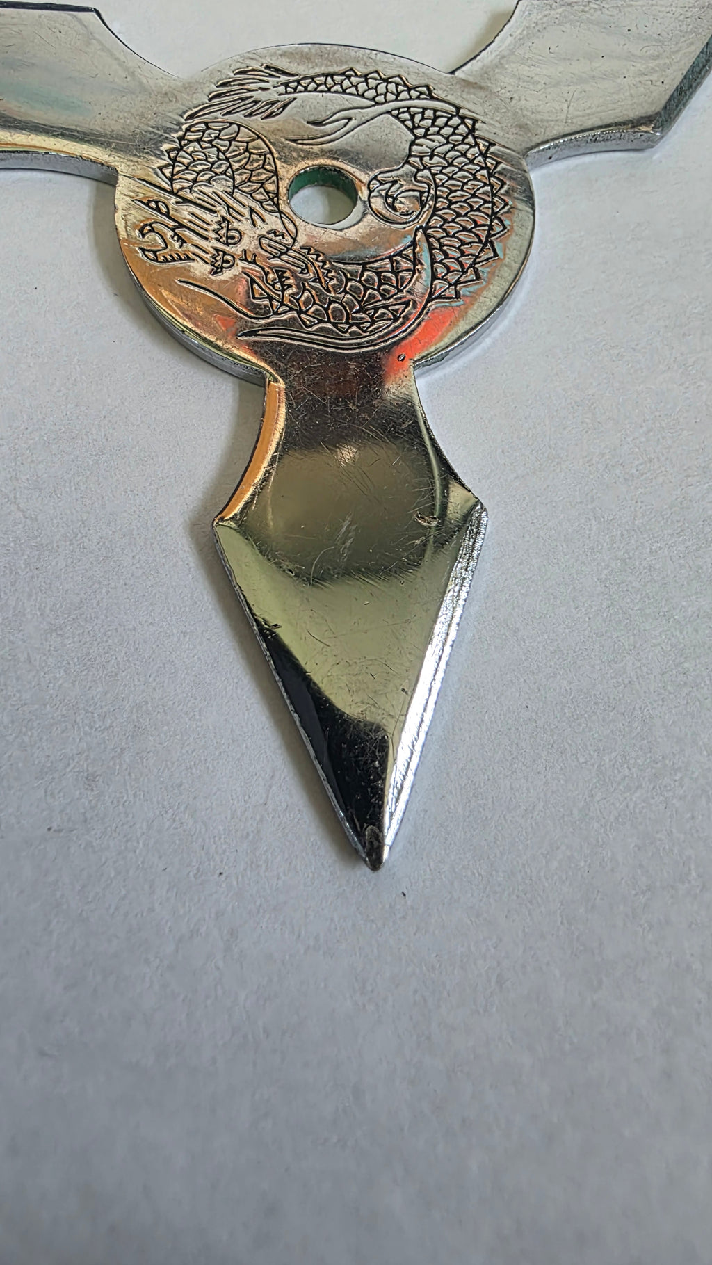 3 POINT SILVER W/ RED DRAGON DESIGN PAT JAPAN Ref 3003