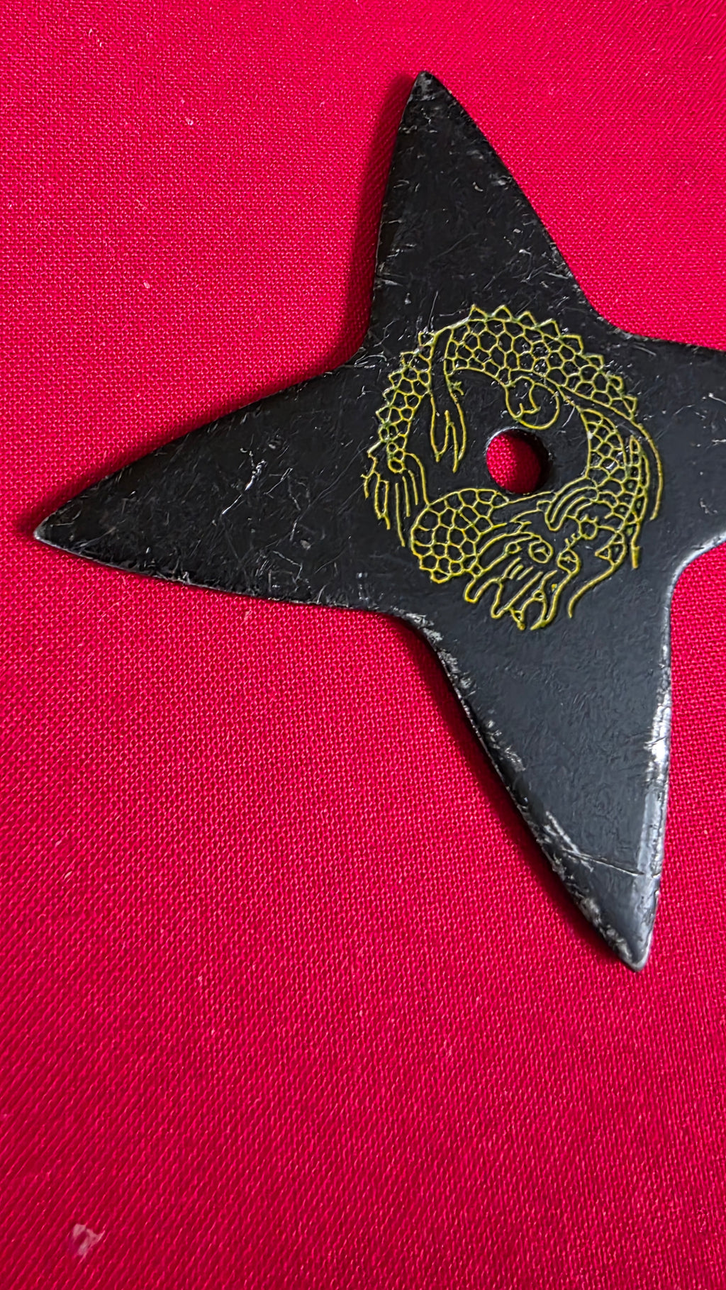 4 POINT BLACK W/ YELLOW DRAGON DESIGN 3.5 INCH TAIWAN Ref 4034