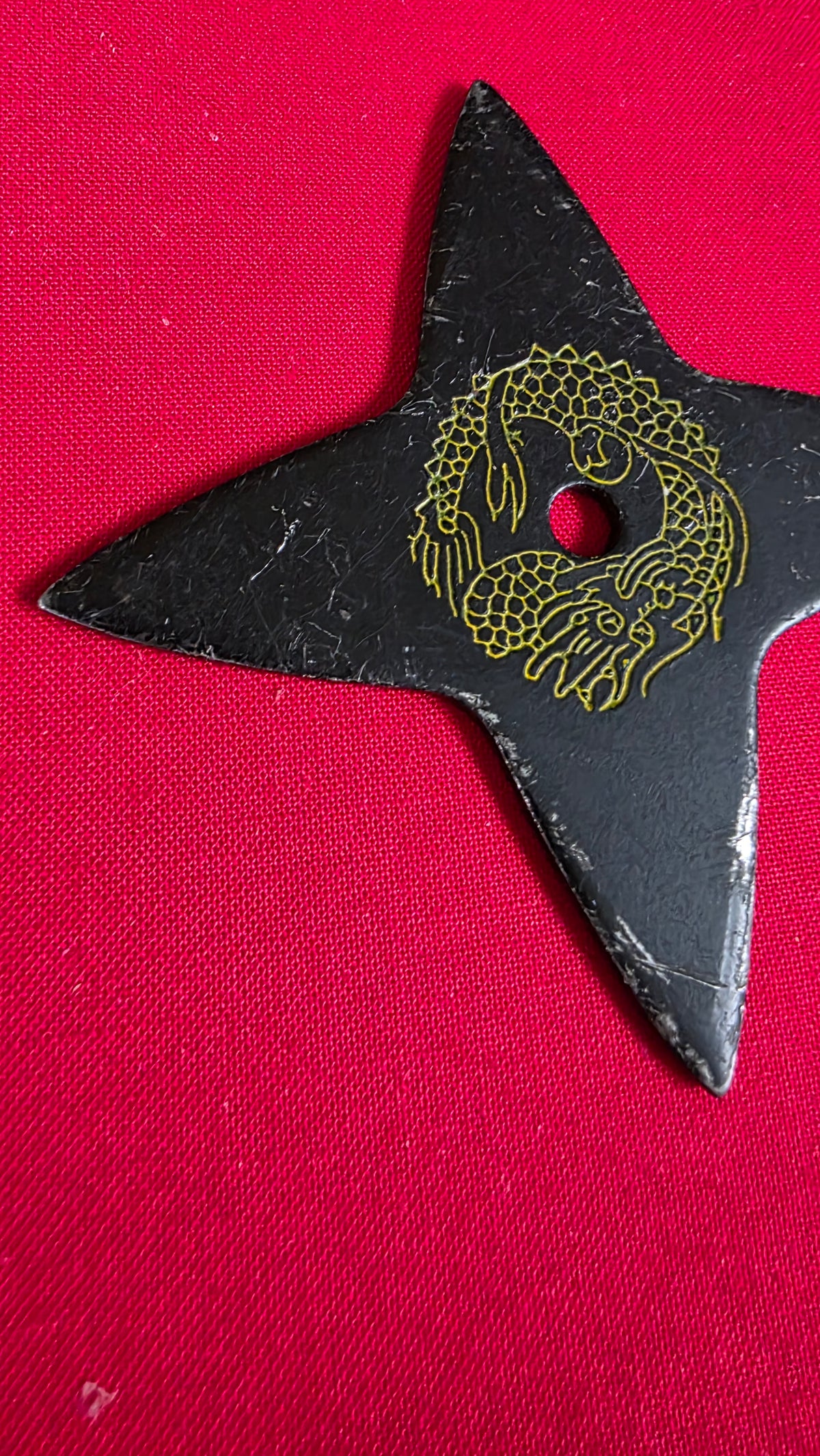 4 POINT BLACK W/ YELLOW DRAGON DESIGN 3.5 INCH TAIWAN Ref 4034