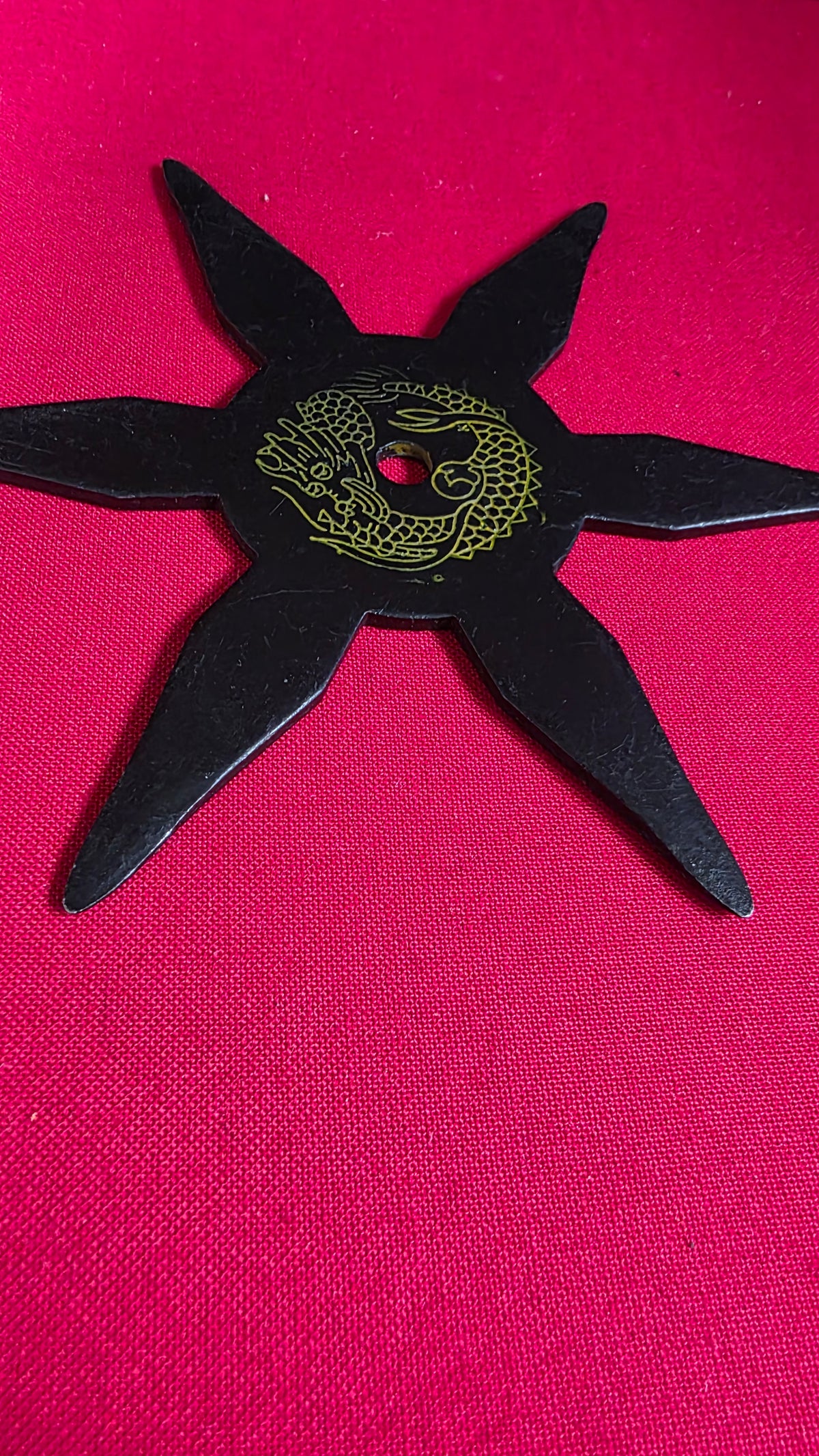 6 POINT BLACK W/ YELLOW DRAGON DESIGN 4.5 INCH TAIWAN Ref 6016
