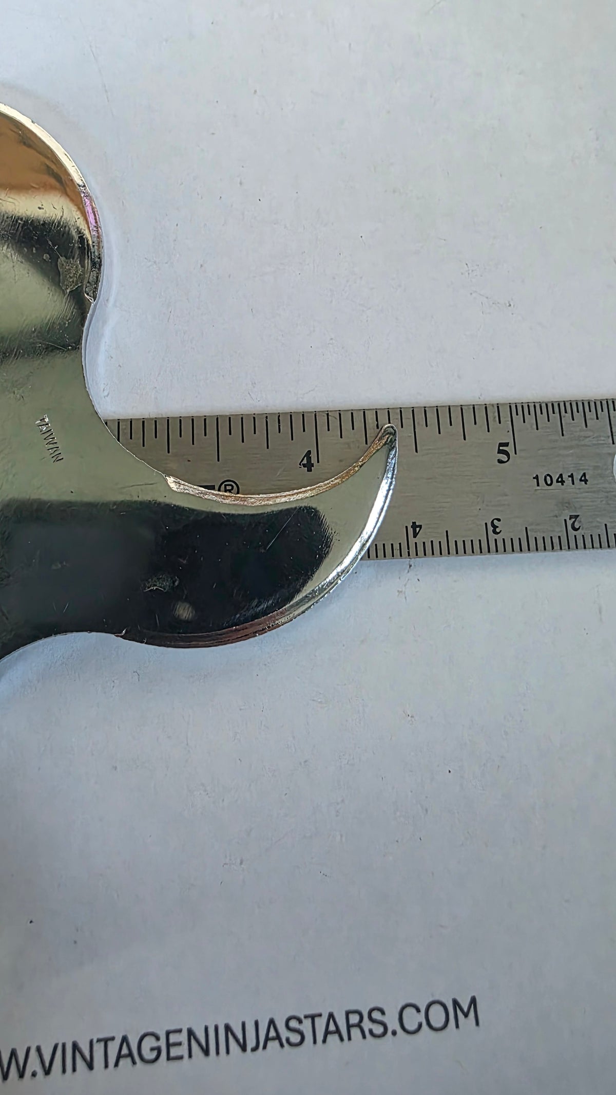 4 POINT SILVER W/ DRAGON DESIGN 4 1/4 INCH TAIWAN Ref 4015