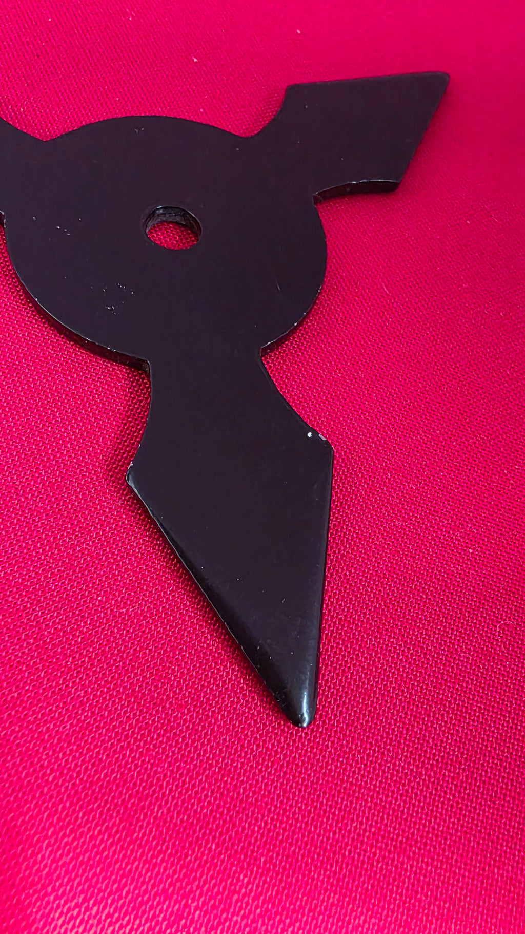 3 POINT BLACK W/ YELLOW DRAGON DESIGN 3.5 INCH Ref 3007