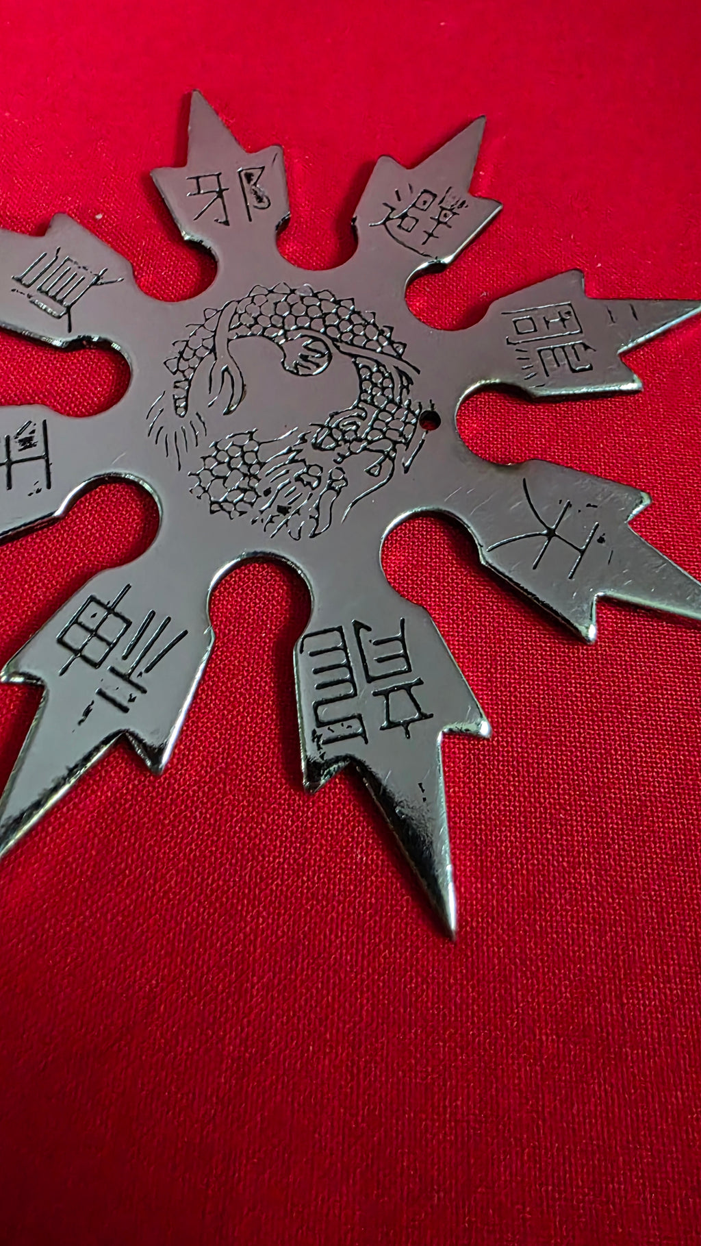 8 POINT DRAGON DESIGN "SNOWFLAKE" THROWING STAR TAIWAN Ref 8001
