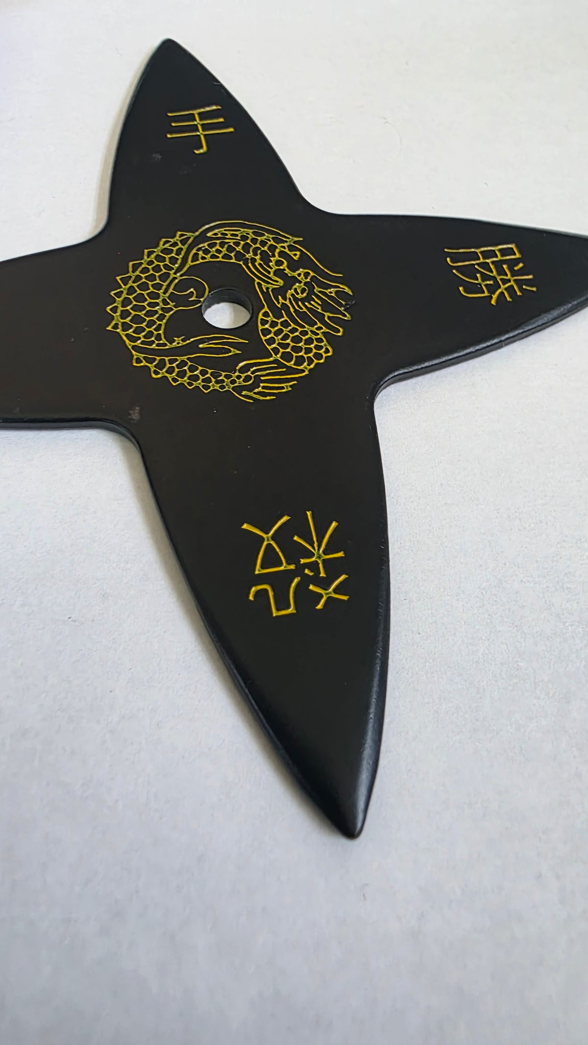 4 POINT BLACK W/ YELLOW DRAGON TAIWAN Ref 4010