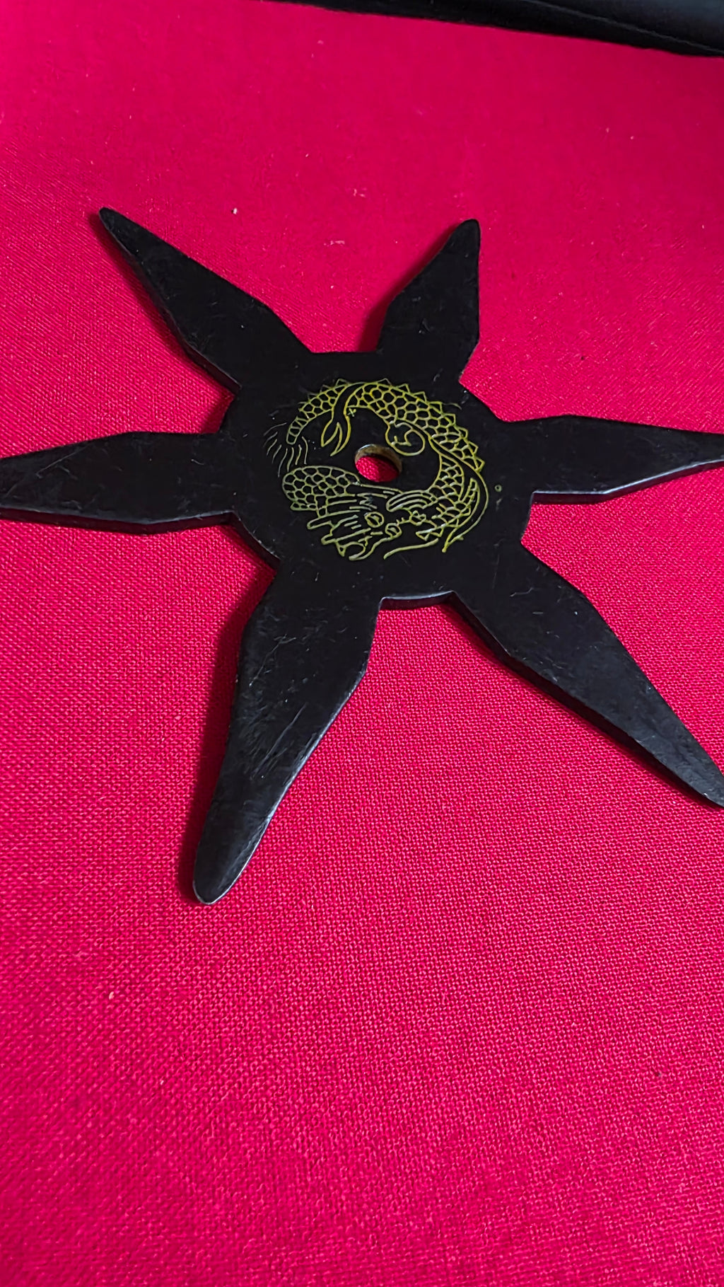 6 POINT BLACK W/ YELLOW DRAGON DESIGN 4.5 INCH TAIWAN Ref 6016