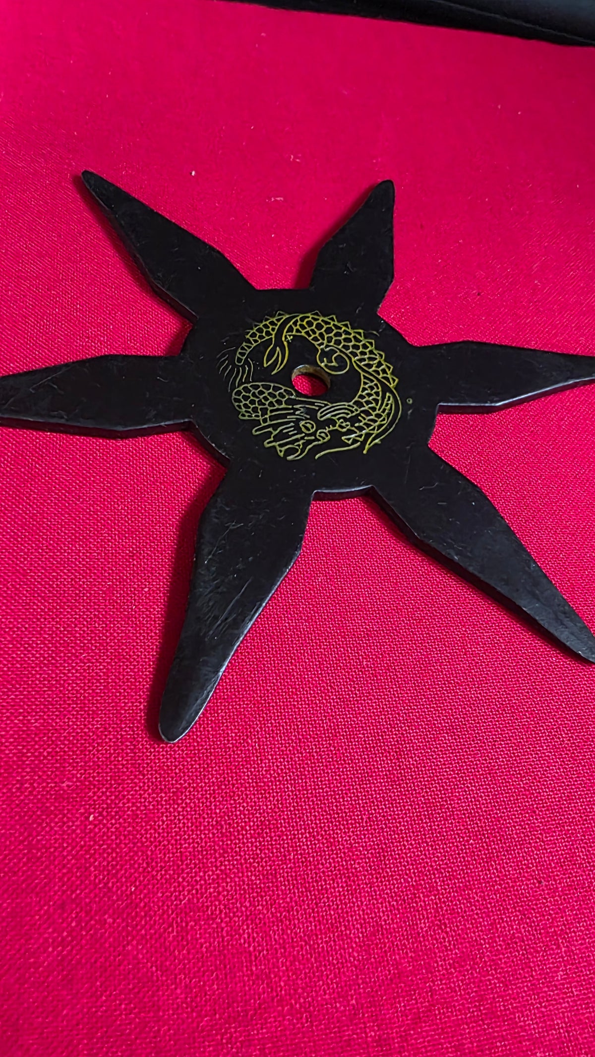 6 POINT BLACK W/ YELLOW DRAGON DESIGN 4.5 INCH TAIWAN Ref 6016