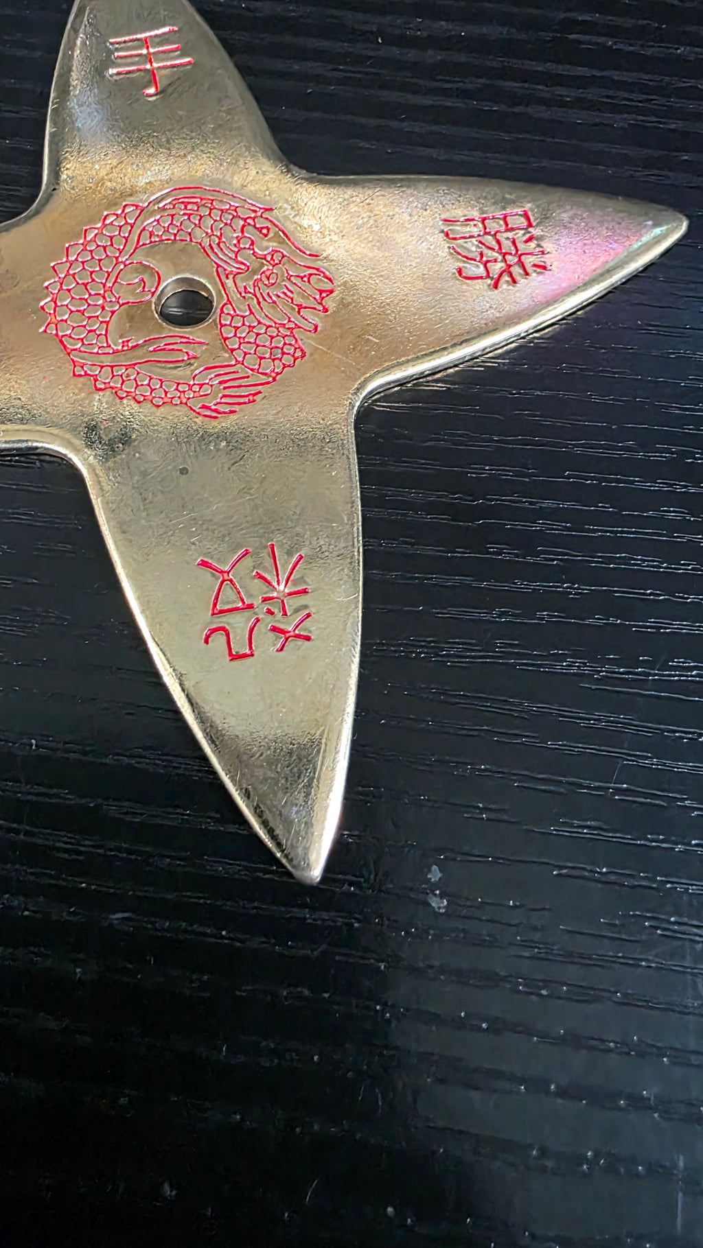 4 POINT GOLD W/ RED DRAGON DESIGN TAIWAN 4.5 INCH Ref 4025