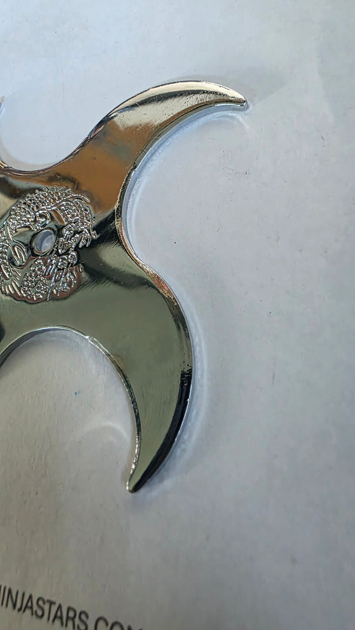 4 POINT SILVER W/ DRAGON DESIGN 4 1/4 INCH TAIWAN Ref 4015