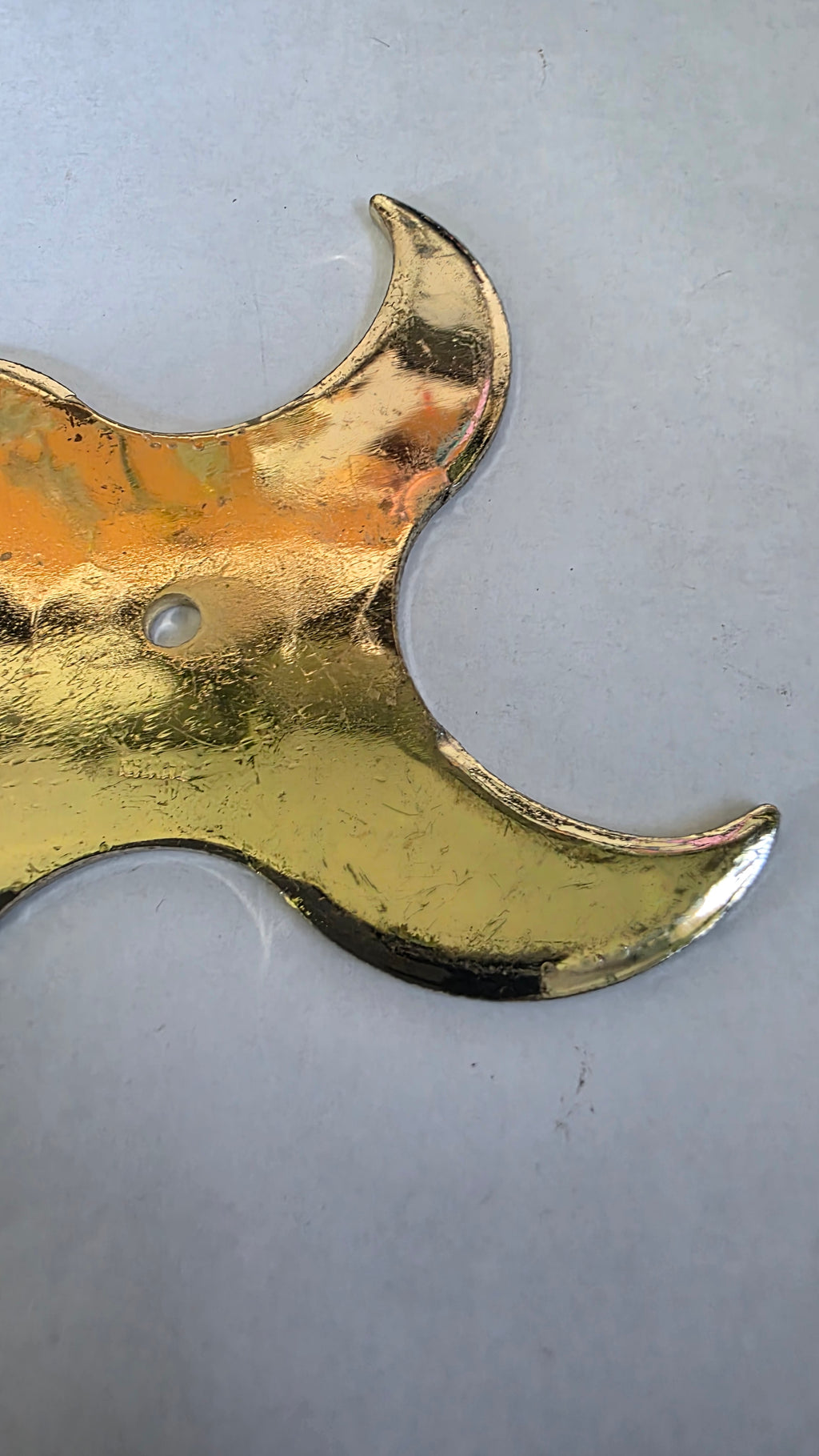 4 POINT GOLD W/ DRAGON DESIGN 4 1/2 INCH TAIWAN Ref 4016