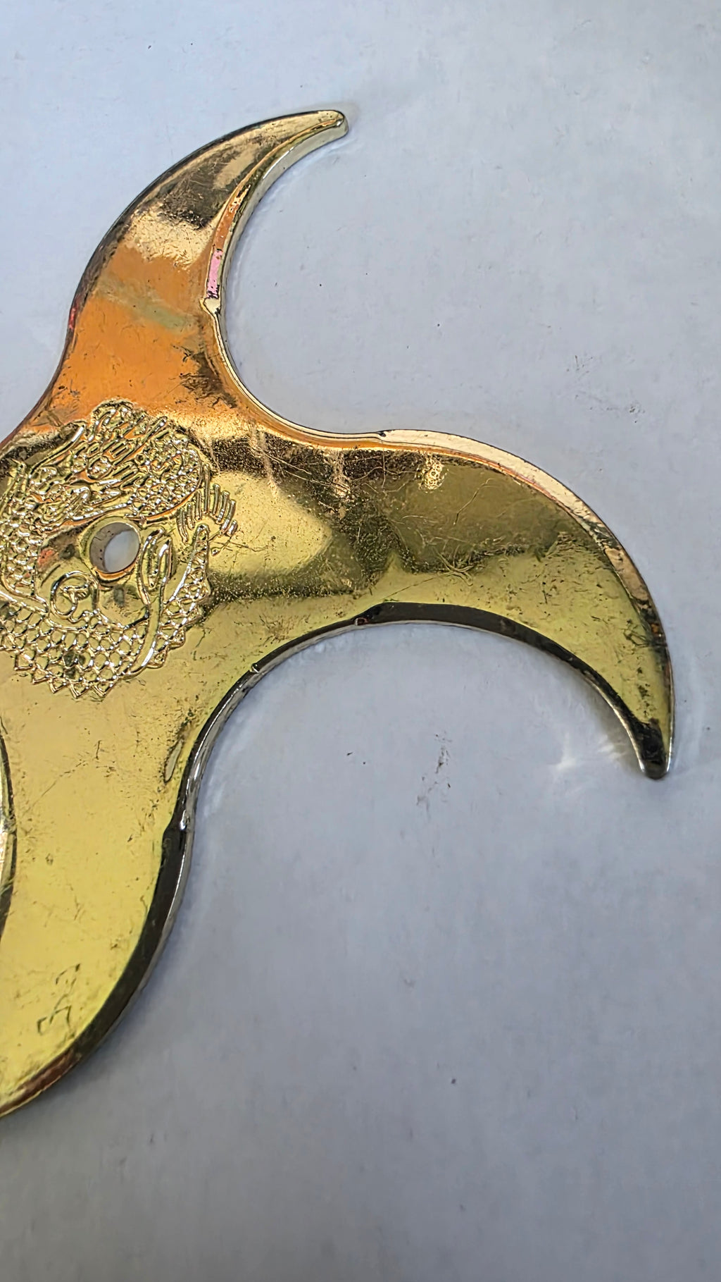 4 POINT GOLD W/ DRAGON DESIGN 4 1/2 INCH TAIWAN Ref 4016