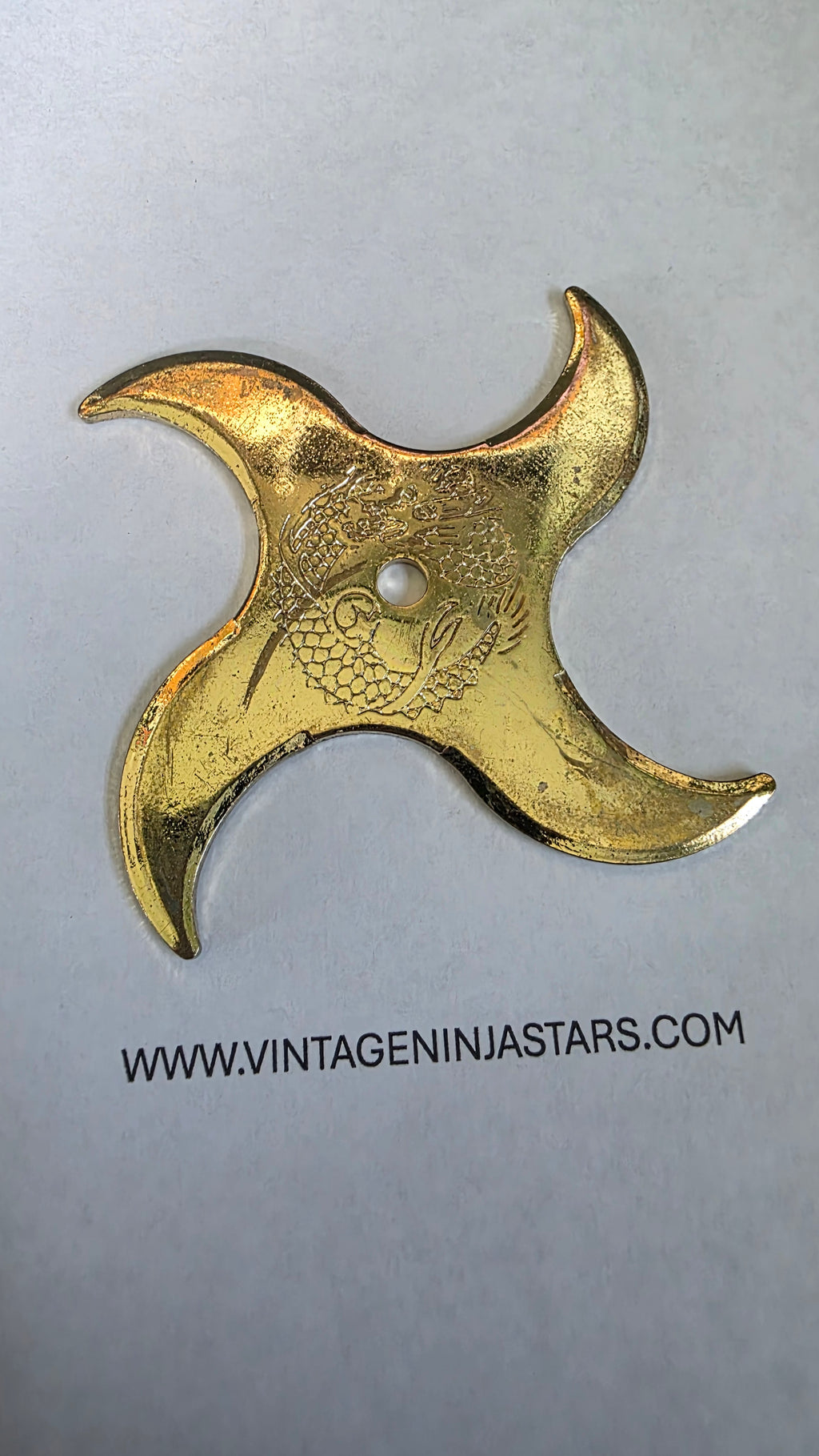 8 POINT GOLD W/ DRAGON DESIGN 3 1/2 INCH TAIWAN Ref 4018