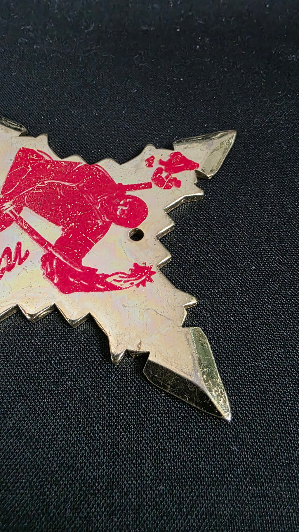 8 POINT GOLD W/ RED NINJA DESIGN 3.5 INCH TAIWAN Ref 4035