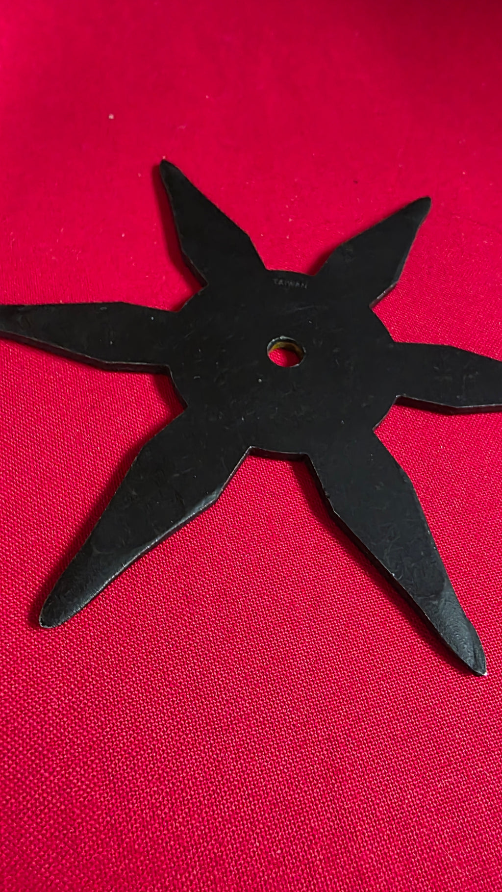 6 POINT BLACK W/ YELLOW DRAGON DESIGN 4.5 INCH TAIWAN Ref 6016