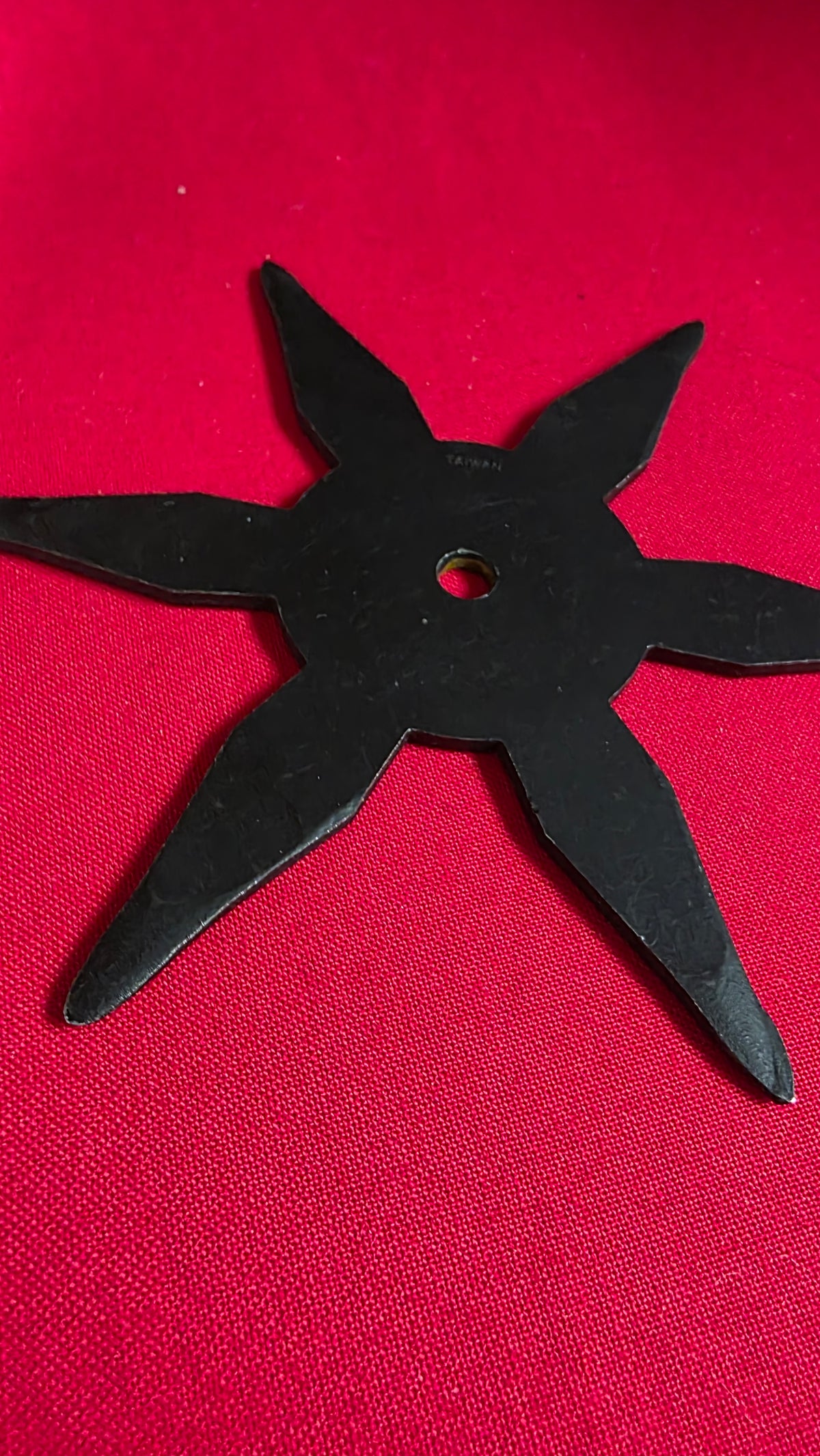 6 POINT BLACK W/ YELLOW DRAGON DESIGN 4.5 INCH TAIWAN Ref 6016