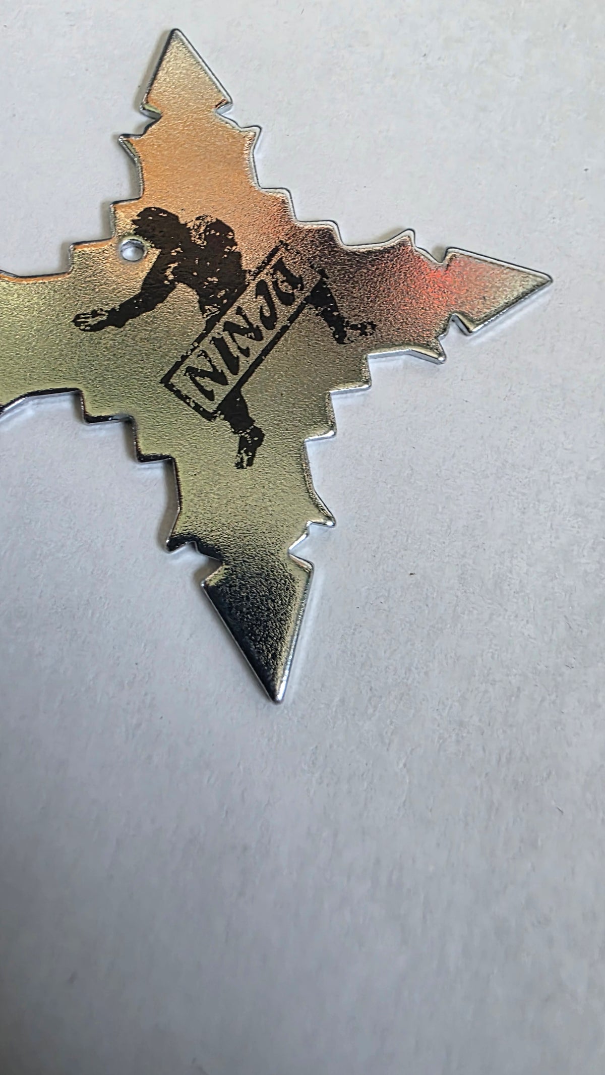 4 POINT SMALL SILVER W/ BLACK NINJA DESIGN Ref 4012