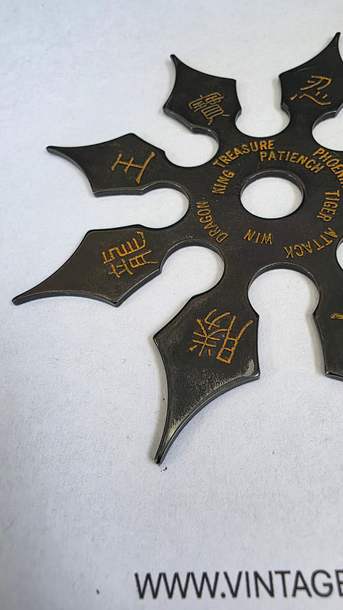 8 POINT BLACK W/ YELLOW GRAPHICS 4 1/4 INCH TAIWAN Ref 8035