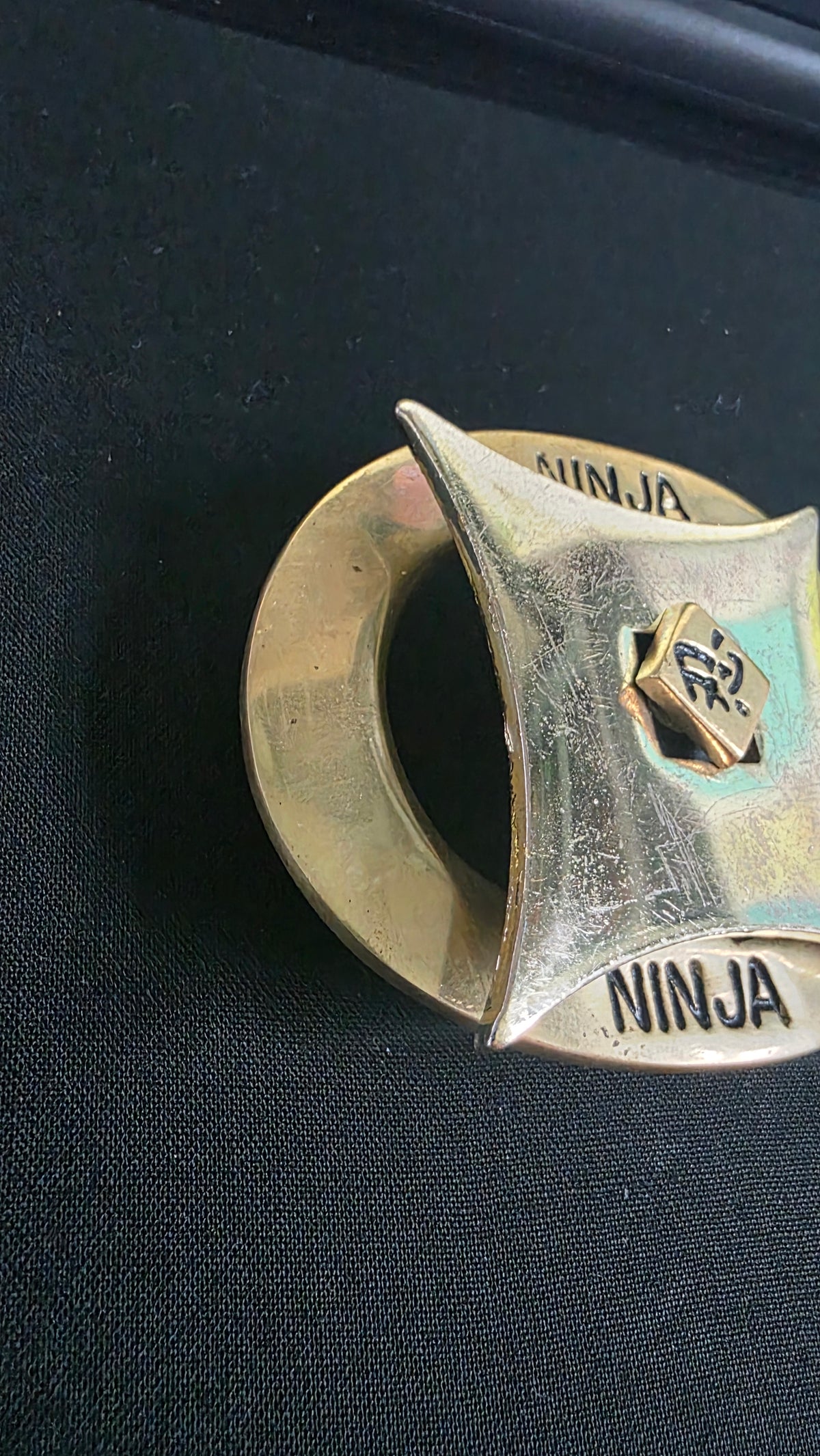 VINTAGE 4 POINT SHURIKEN NINJA BELT BUCKLE TAIWAN Ref 4028