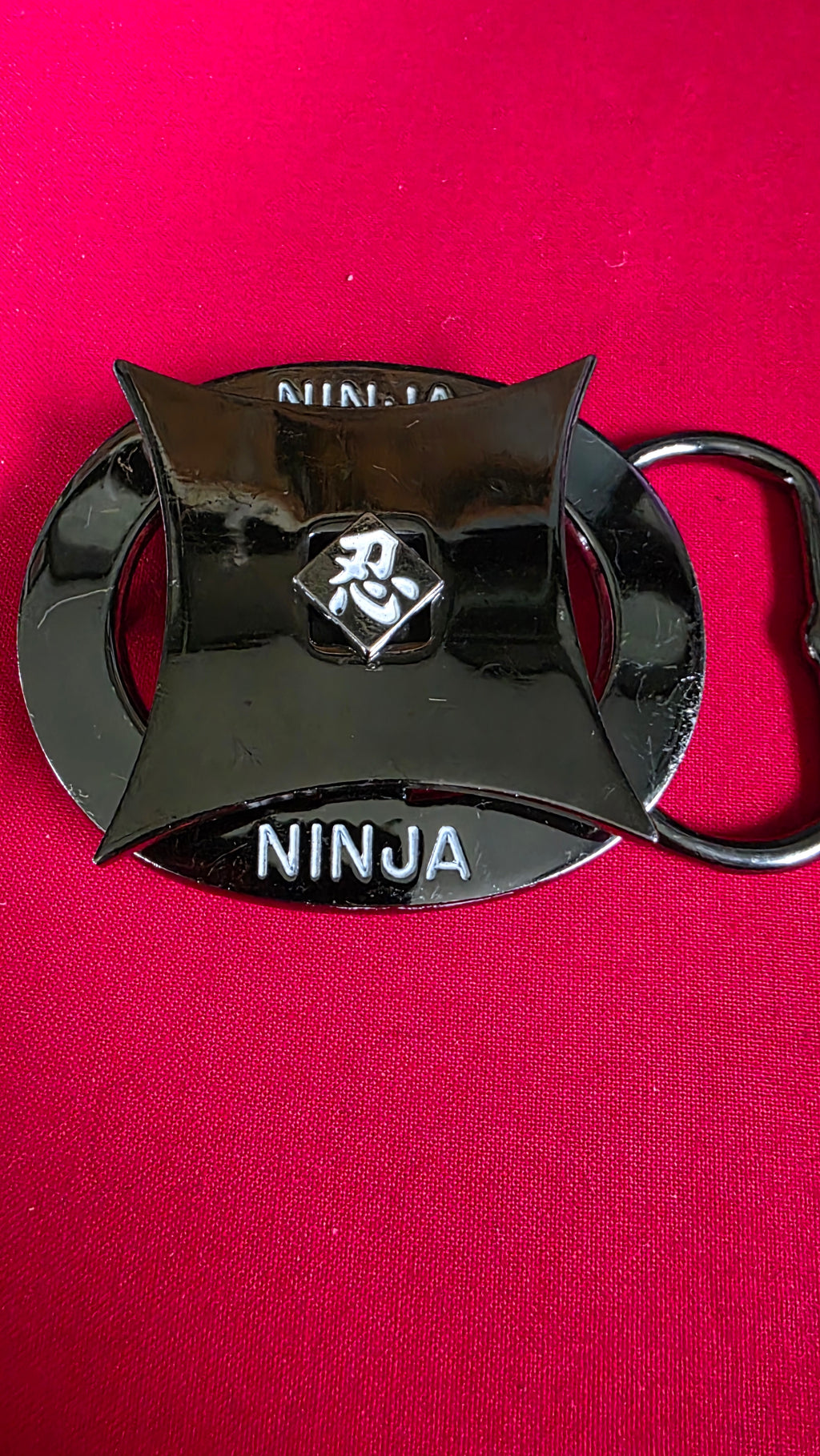 RARE VINTAGE BEAR BRAND NINJA BELT BUCKLE W/ REMOVABLE THROWING STAR Ref 4037