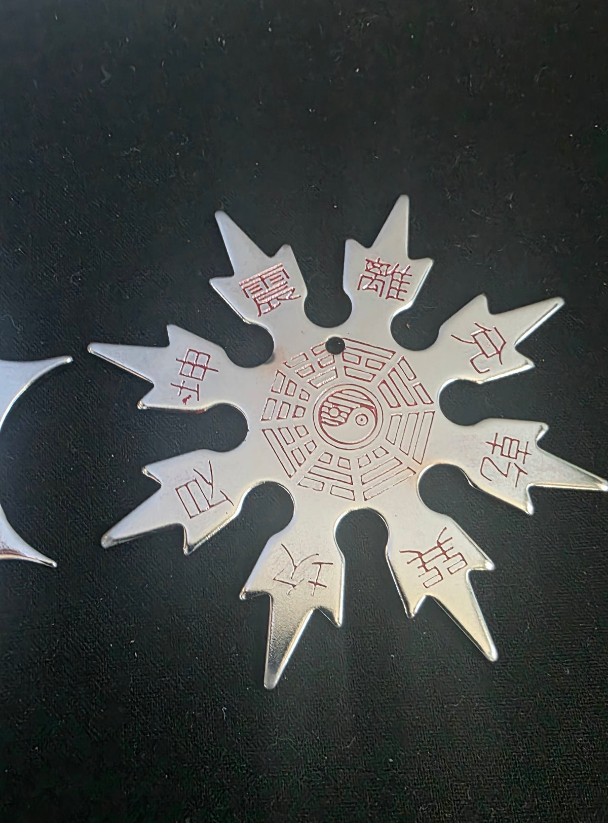 2 PACK 8 POINT SILVER W/ RED DESIGNS 3.25 INCH TAIWAN Ref 8074