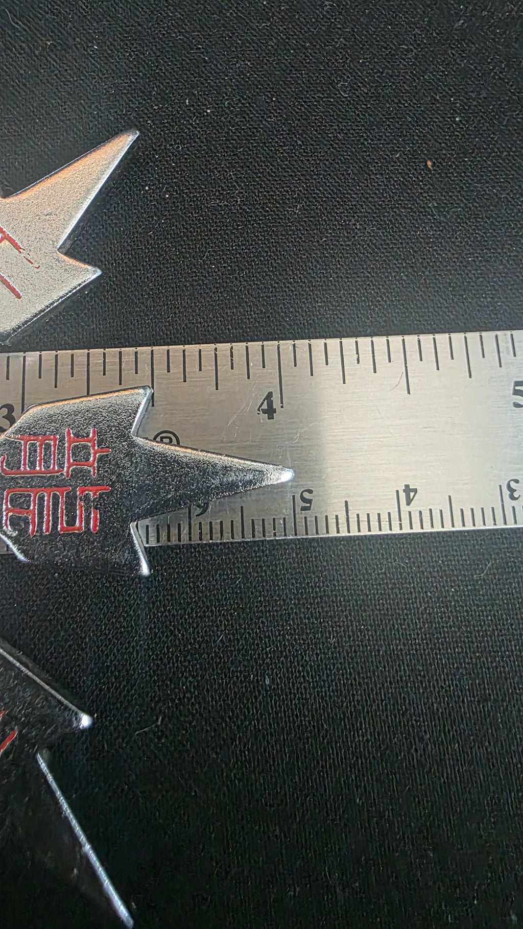 8 POINT SILVER W/ RED DRAGON DESIGN 4 INCH TAIWAN Ref 8073