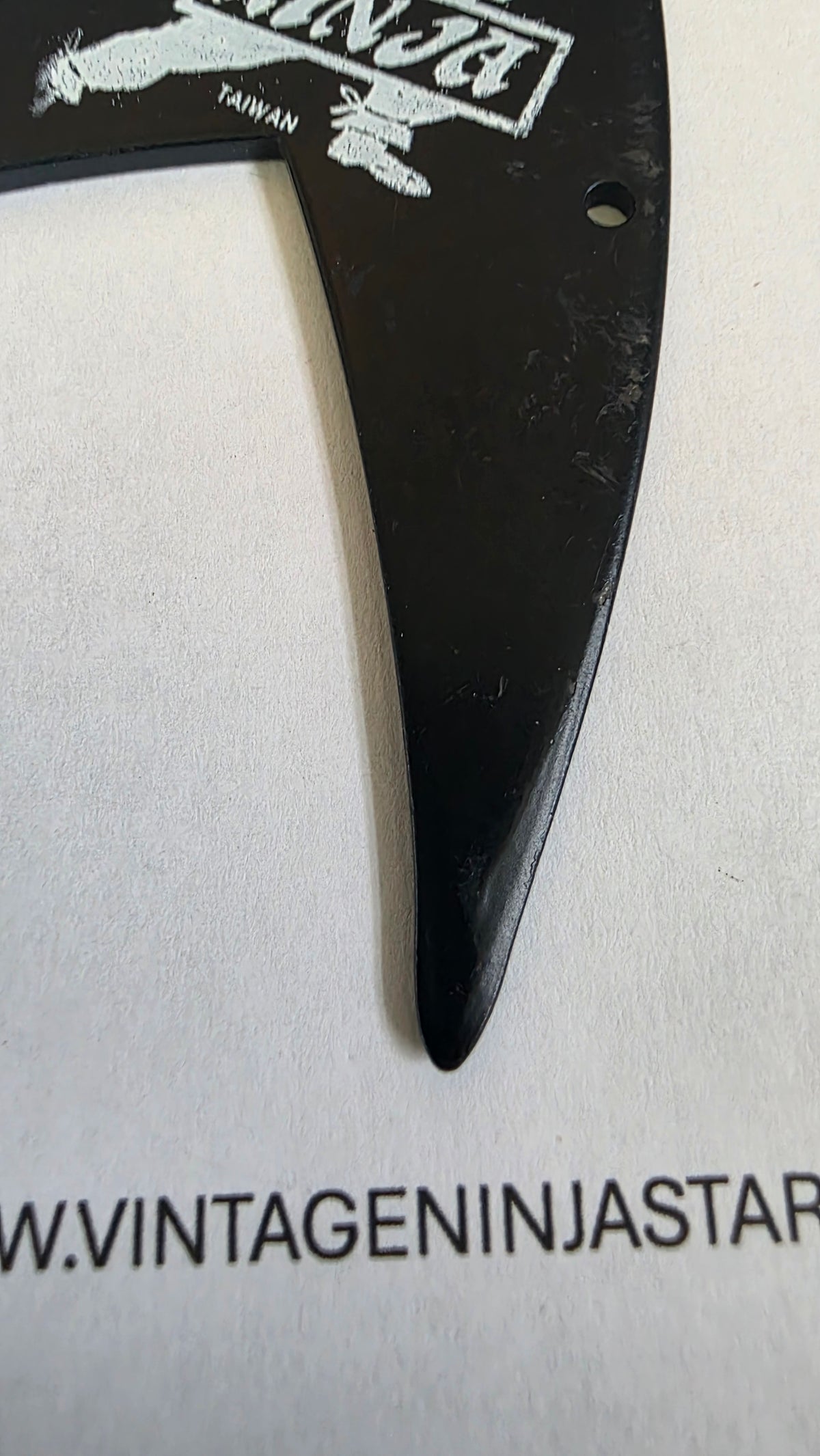 3 POINT BLACK W/ WHITE NINJA DESIGN Ref 3004