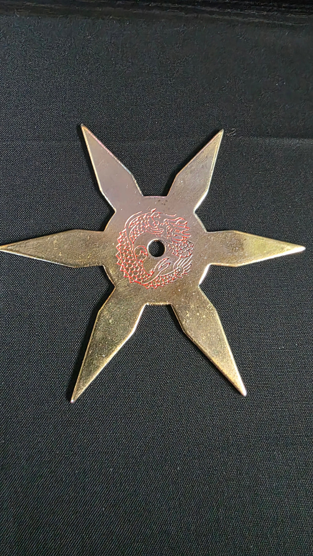 6 POINT GOLD W/ RED DRAGON DESIGN TAIWAN 4.5 INCH Ref 6010