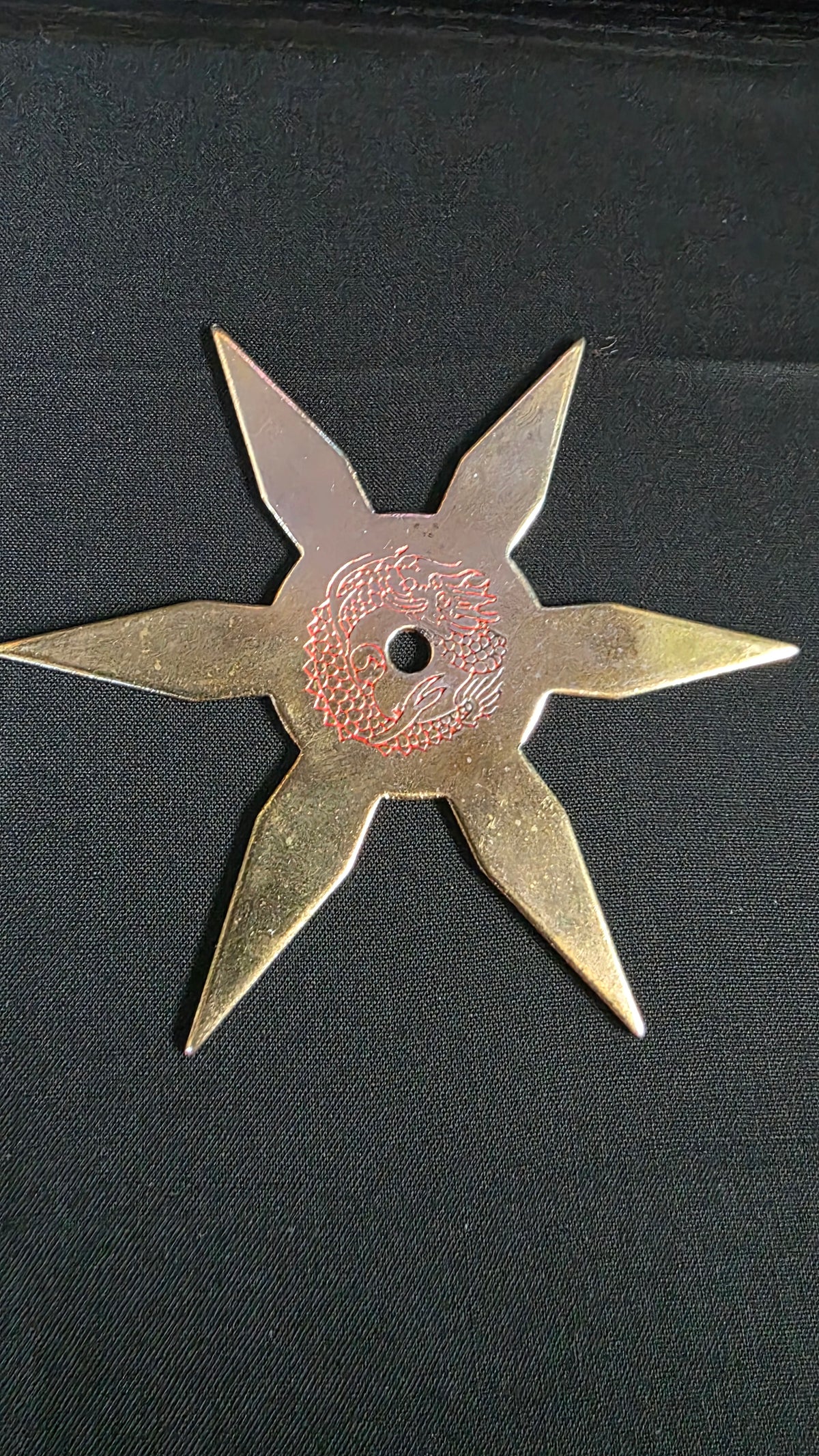 6 POINT GOLD W/ RED DRAGON DESIGN TAIWAN 4.5 INCH Ref 6010