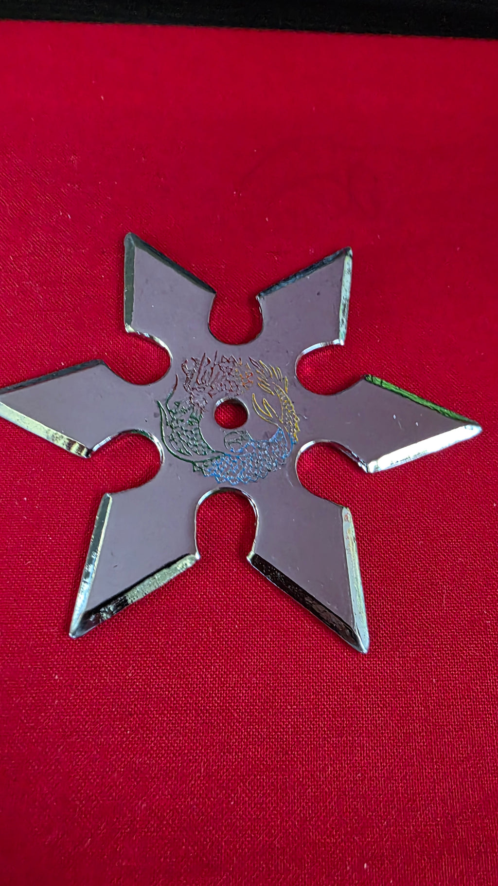 6 POINT SILVER W/ RAINBOW DRAGON DESIGN 3.5 INCH TAIWAN Ref 6014
